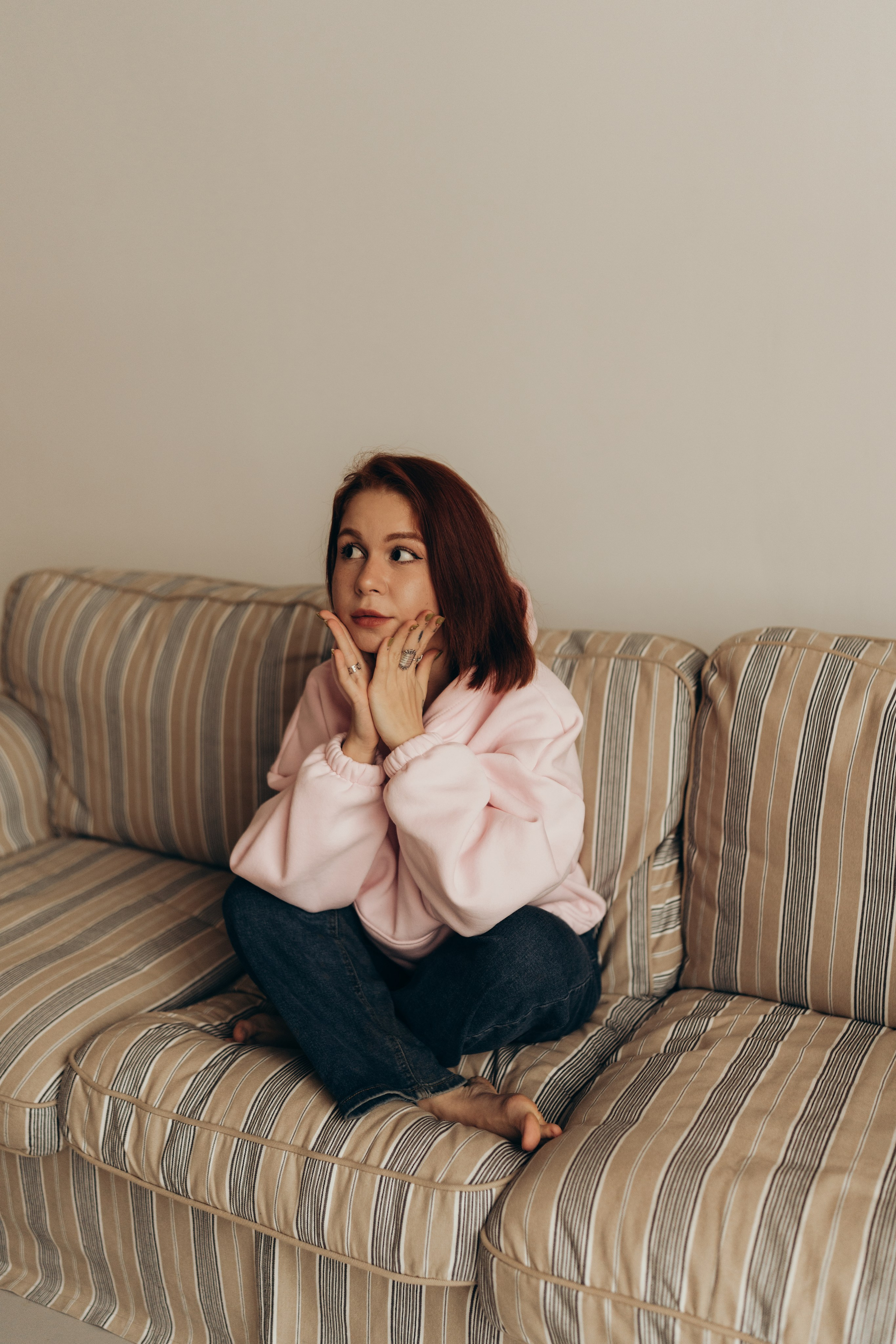 Юлия. Hmliber — фотограф и контент-креатор из Петербурга