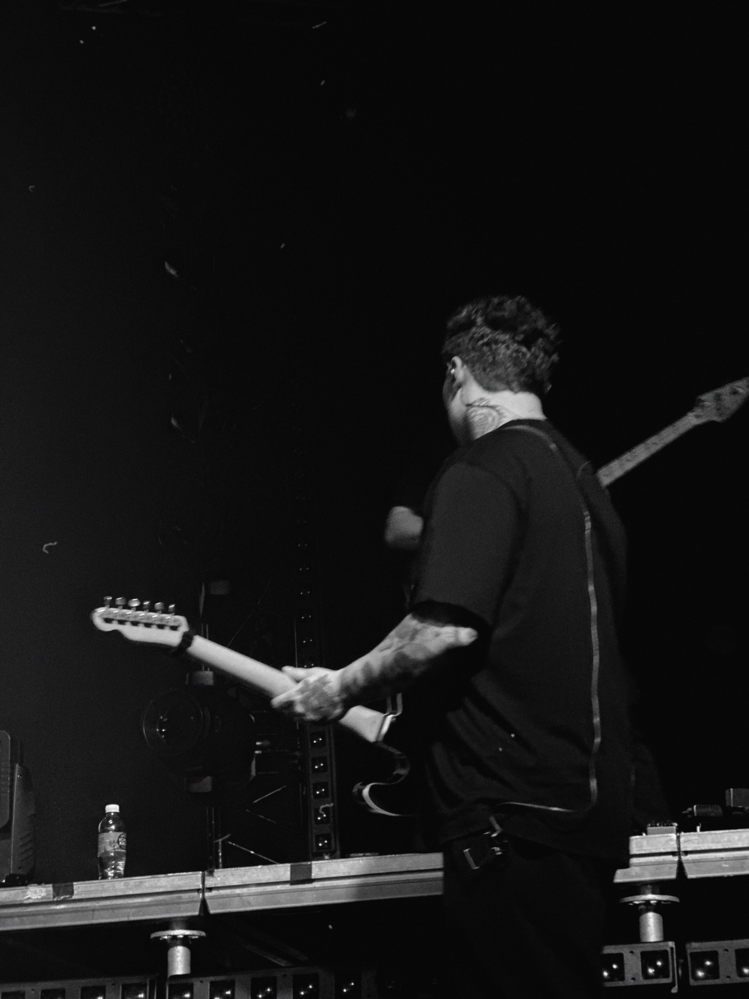 ГАРИК ПОГОРЕЛОВ | 25 октября. Hmliber — фотограф и контент-креатор из Петербурга