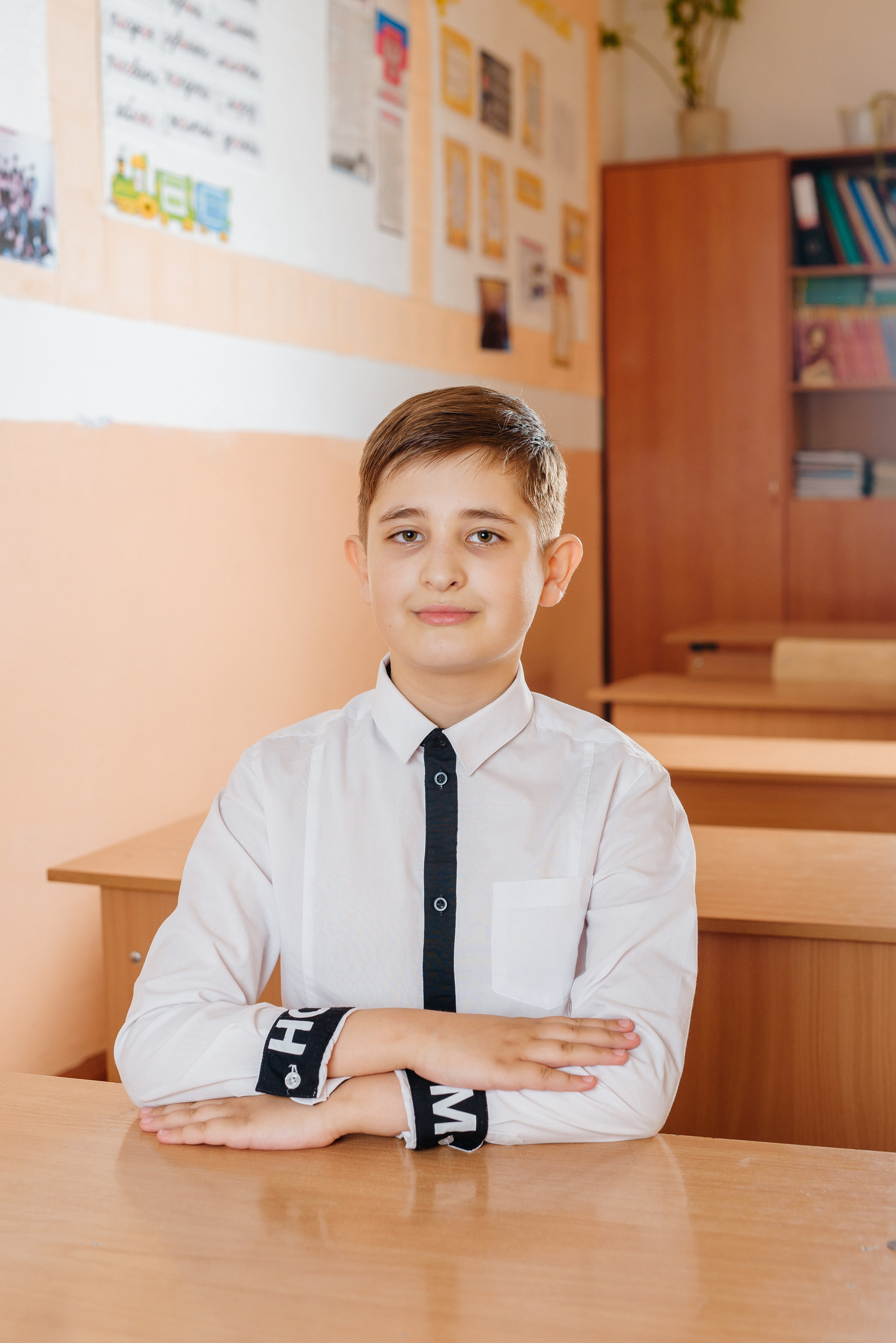 Портреты за партой. Семейный фотограф в Барнауле