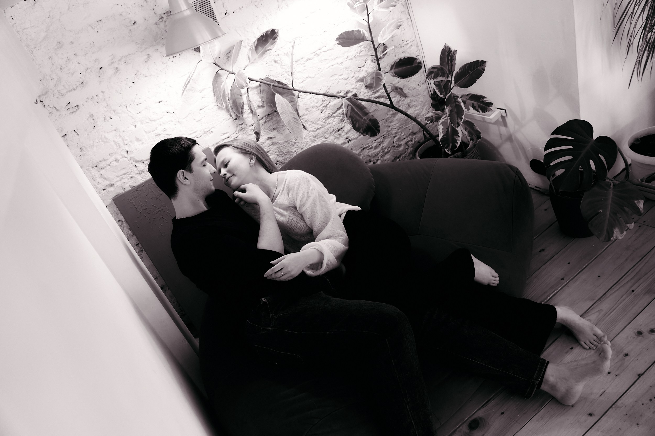 Эля и Никита | домик+улица. Фотограф, рассказывающий истории // Софа Медведева // Екатерибург