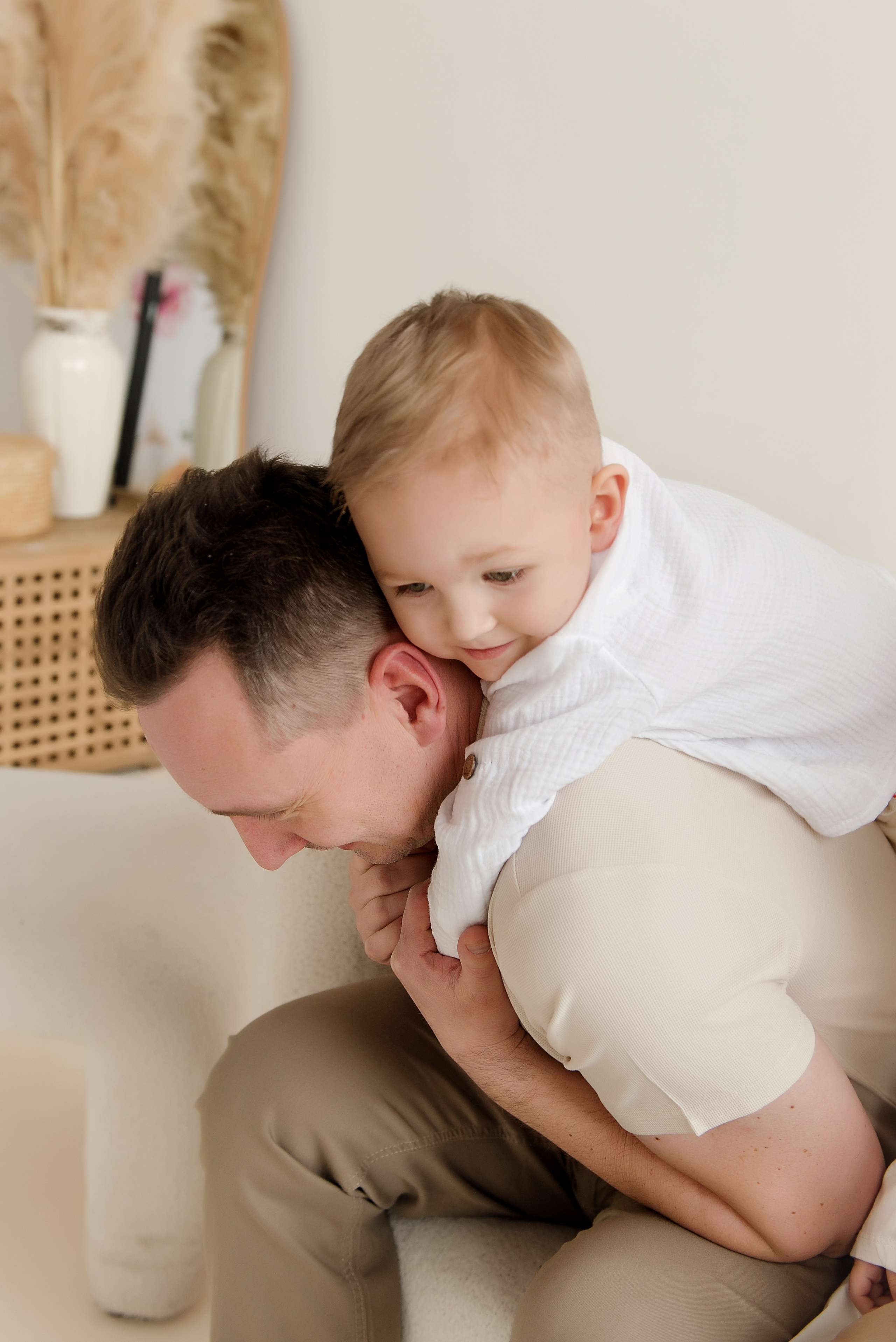 Семейная съёмка большой семьи в Москве. Детский фотограф в Долгопрудном и Москве