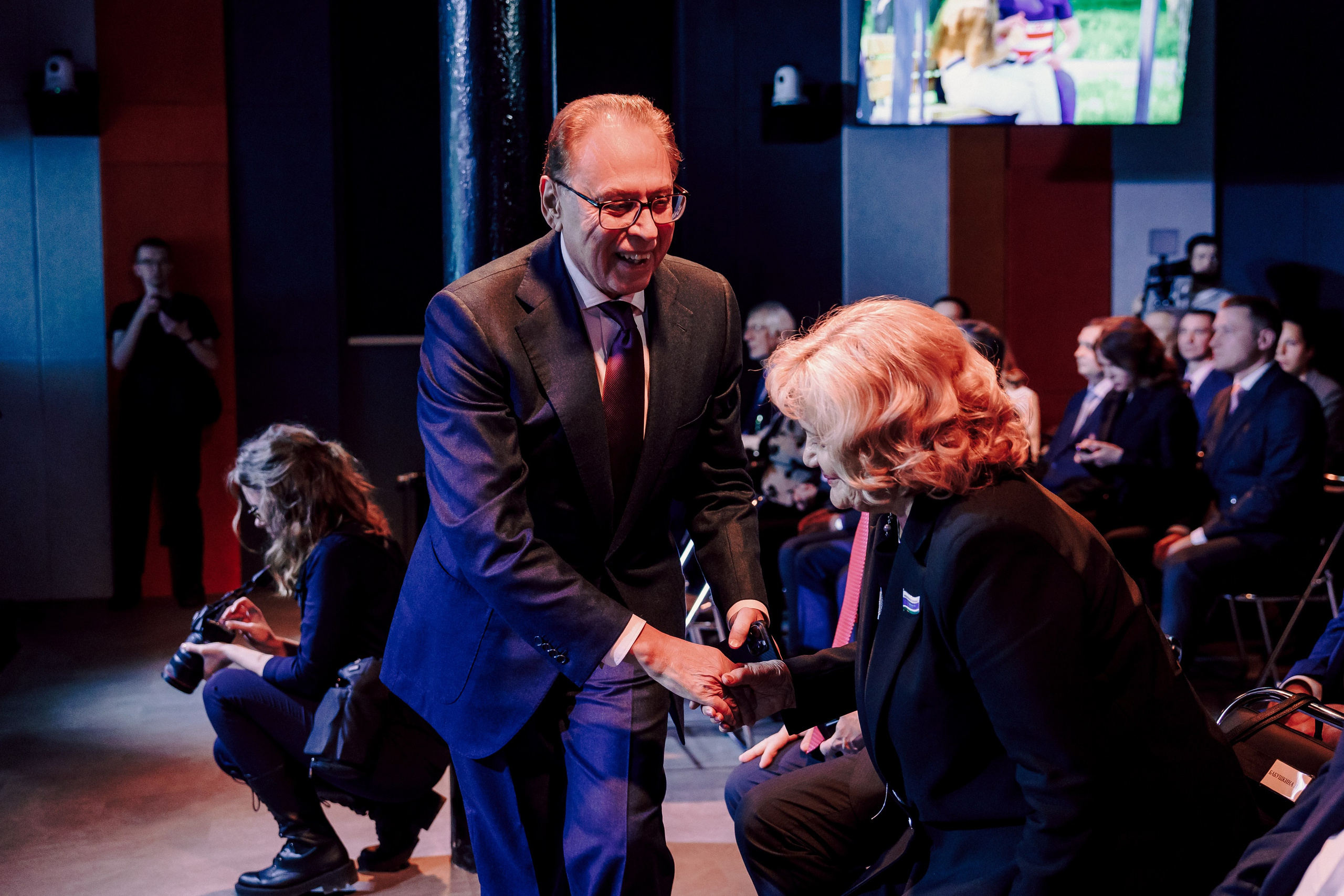 XXVI Церемония вручения премии имени В. Н. Татищева и Г. В. Де Геннина. Лёшка Варзегов — фотограф