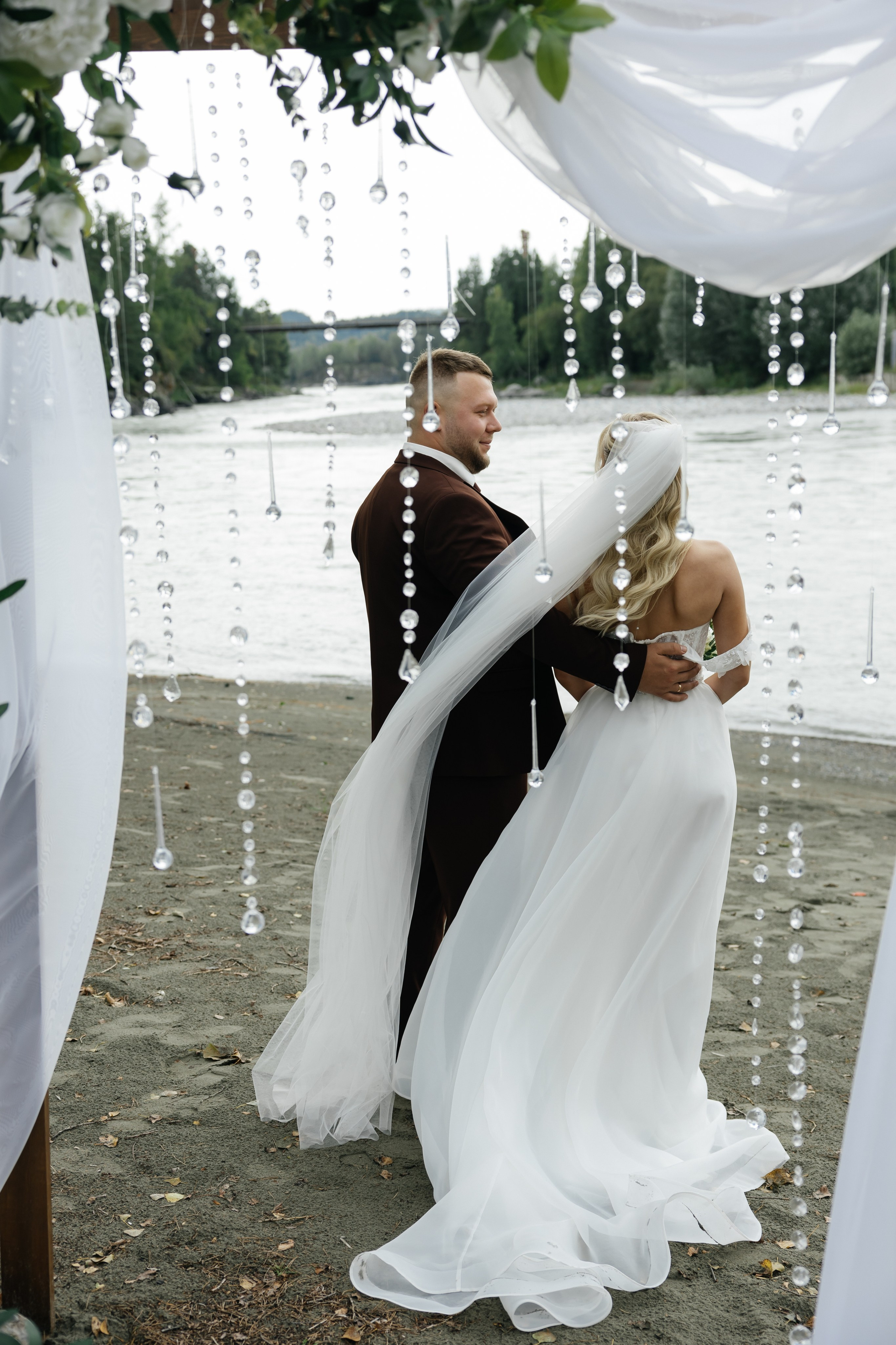 Любовь выше гор. История Насти и Дениса. Свадебный и семейный фотограф Рассказова Виктория