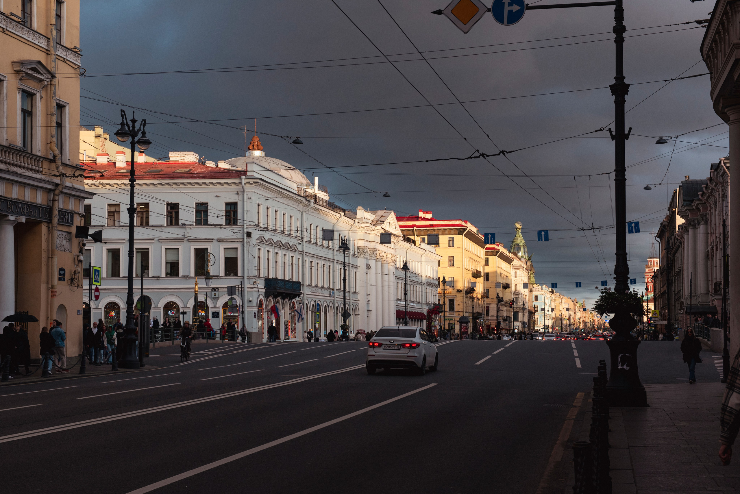 Невский. Портретный и архитектурный фотограф в Москве и Санкт-Петербурге