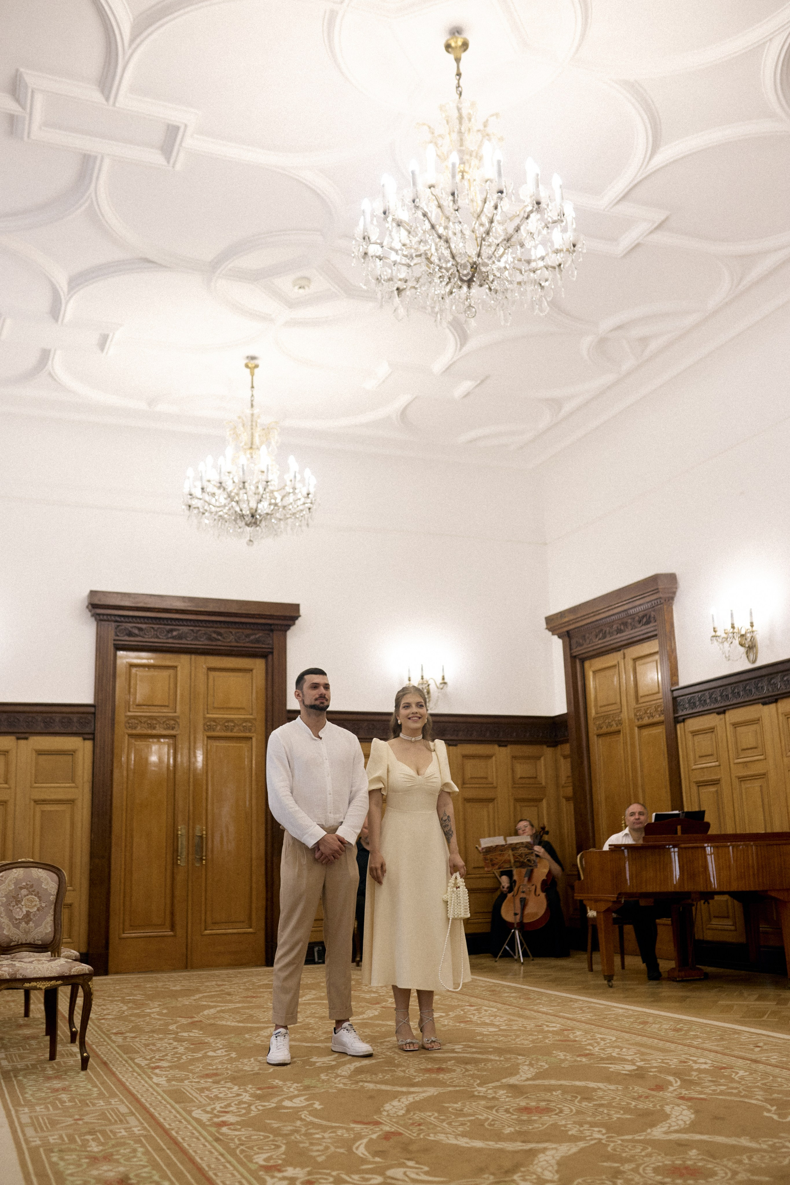 Свадебная Фотосессия в Грибоедовском загсе. Сестры Карабаза. Фотографы и ретушеры в Москве и Санкт-Петербурге