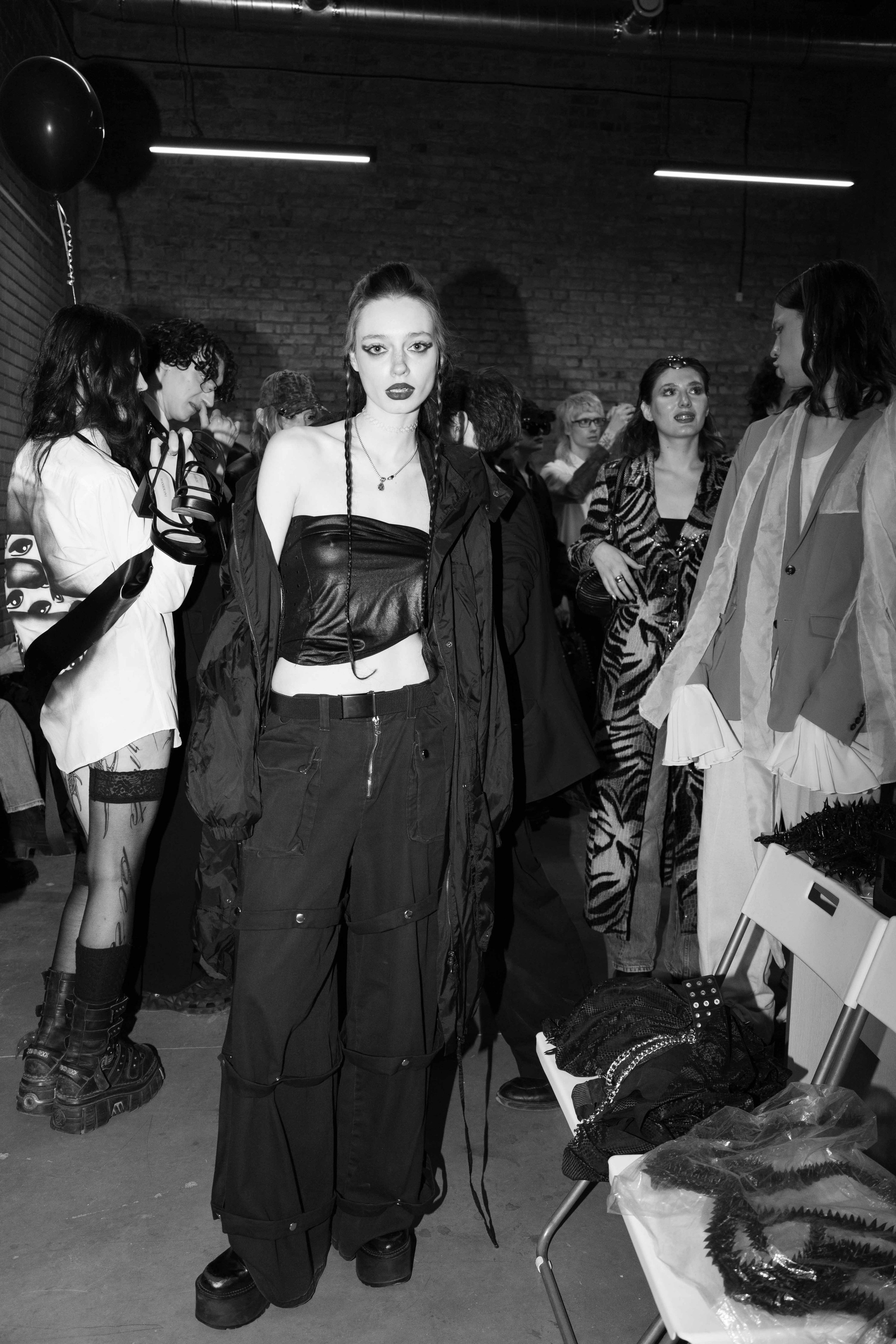 Auxi Backstage. VICTORIA SHU