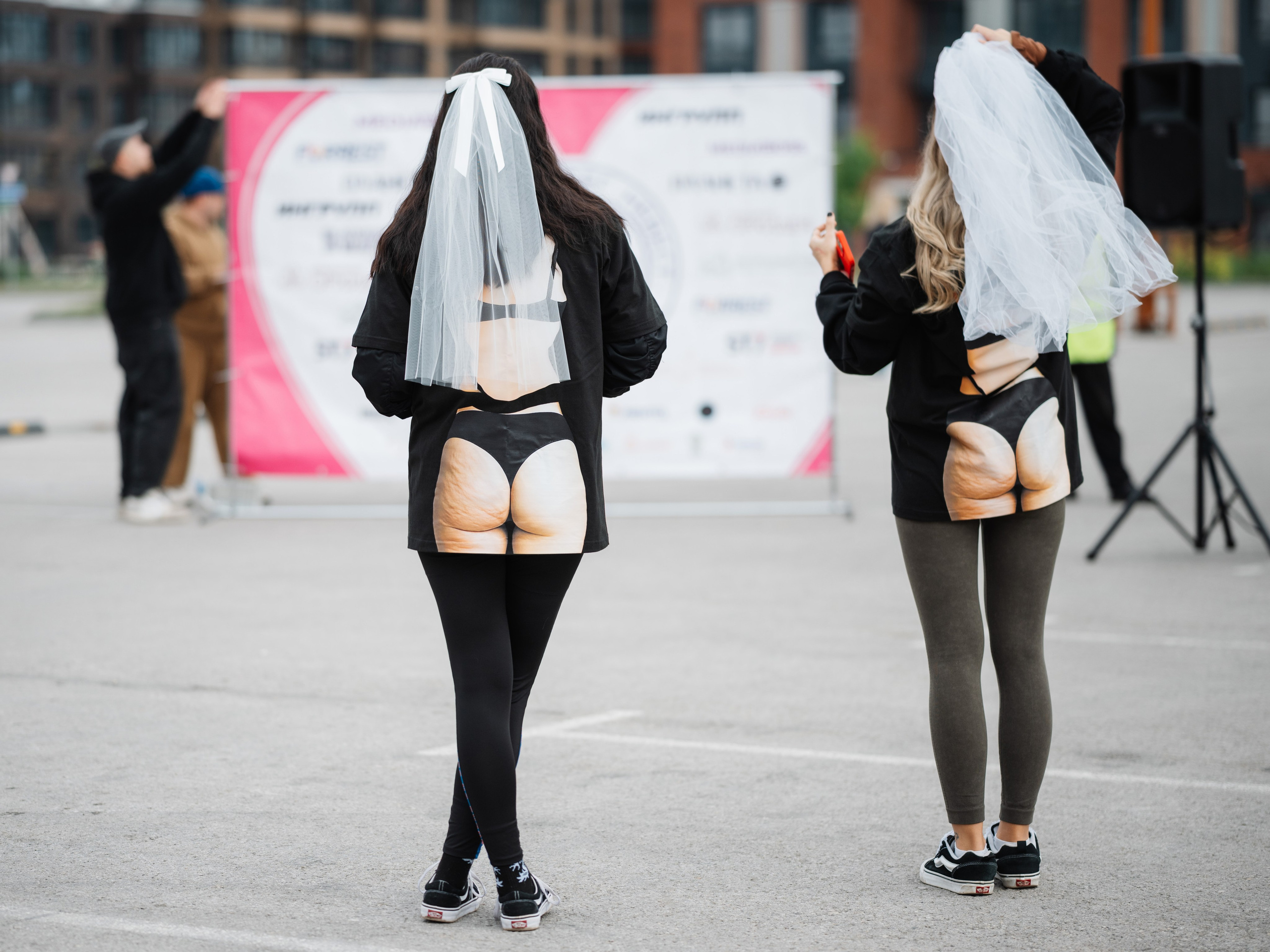 Забег невест. Фотограф Алексей Шрайбик