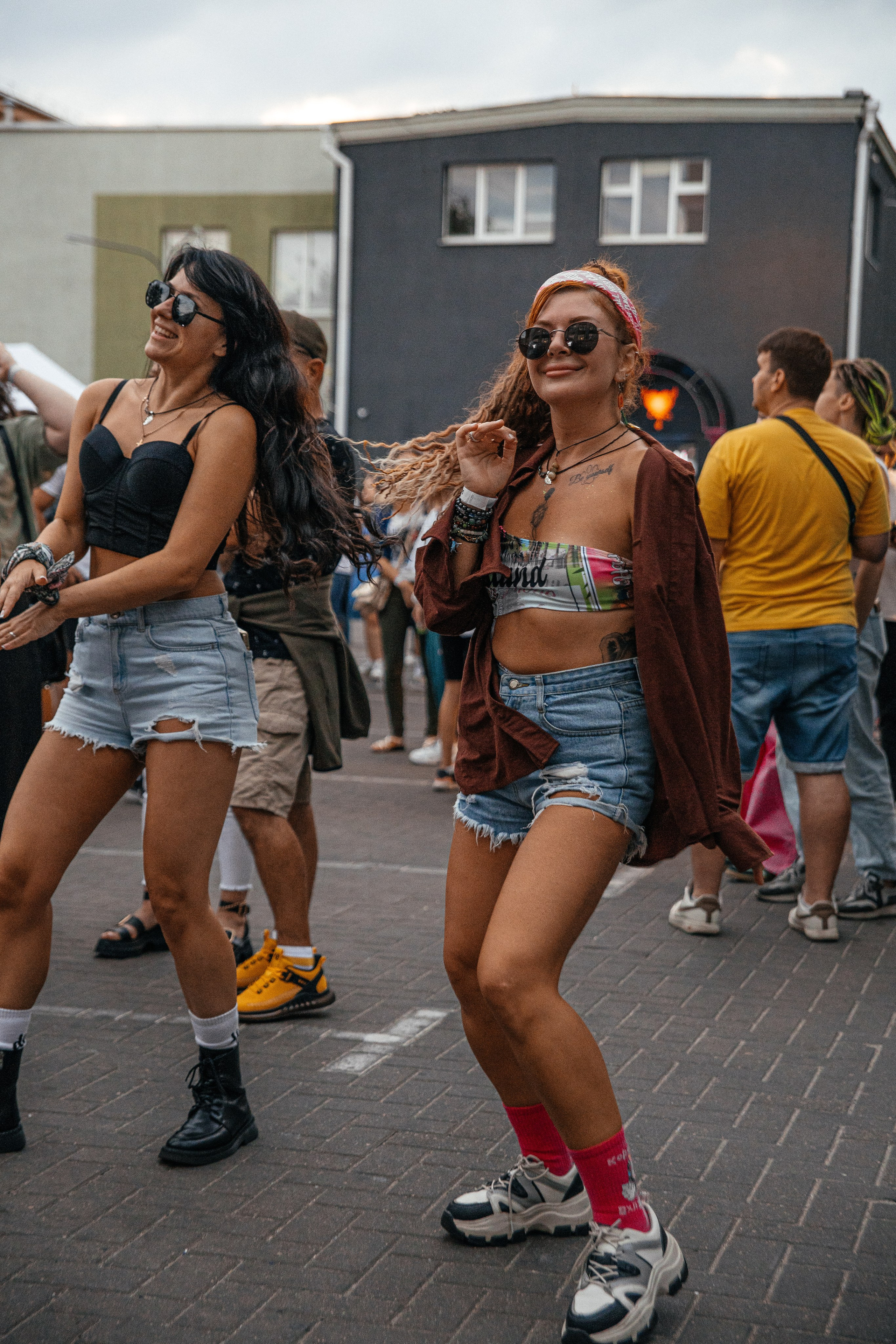 Вечеринки концерты движ. Свадебный, love фотограф