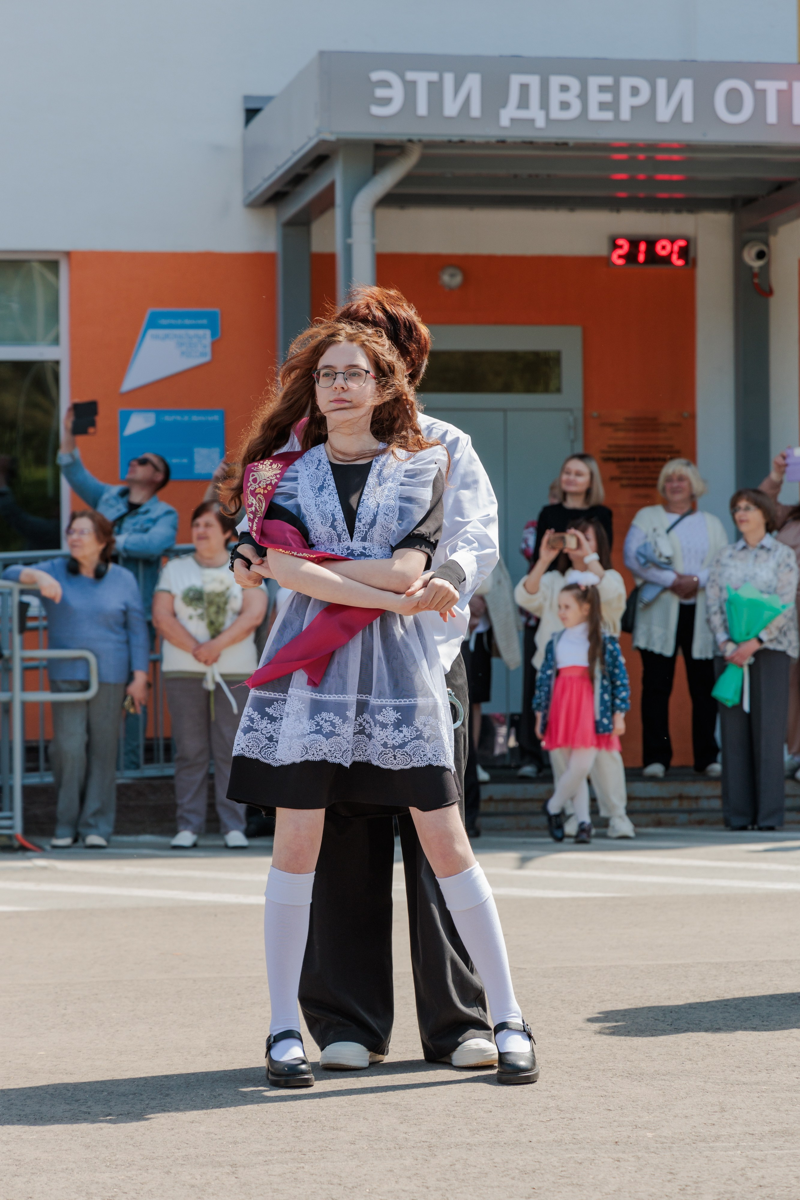 Последний звонок 2025 — фото 9 класса, школьный альбом, выпускной. Фотограф Нижний Новгород Мария Китаева