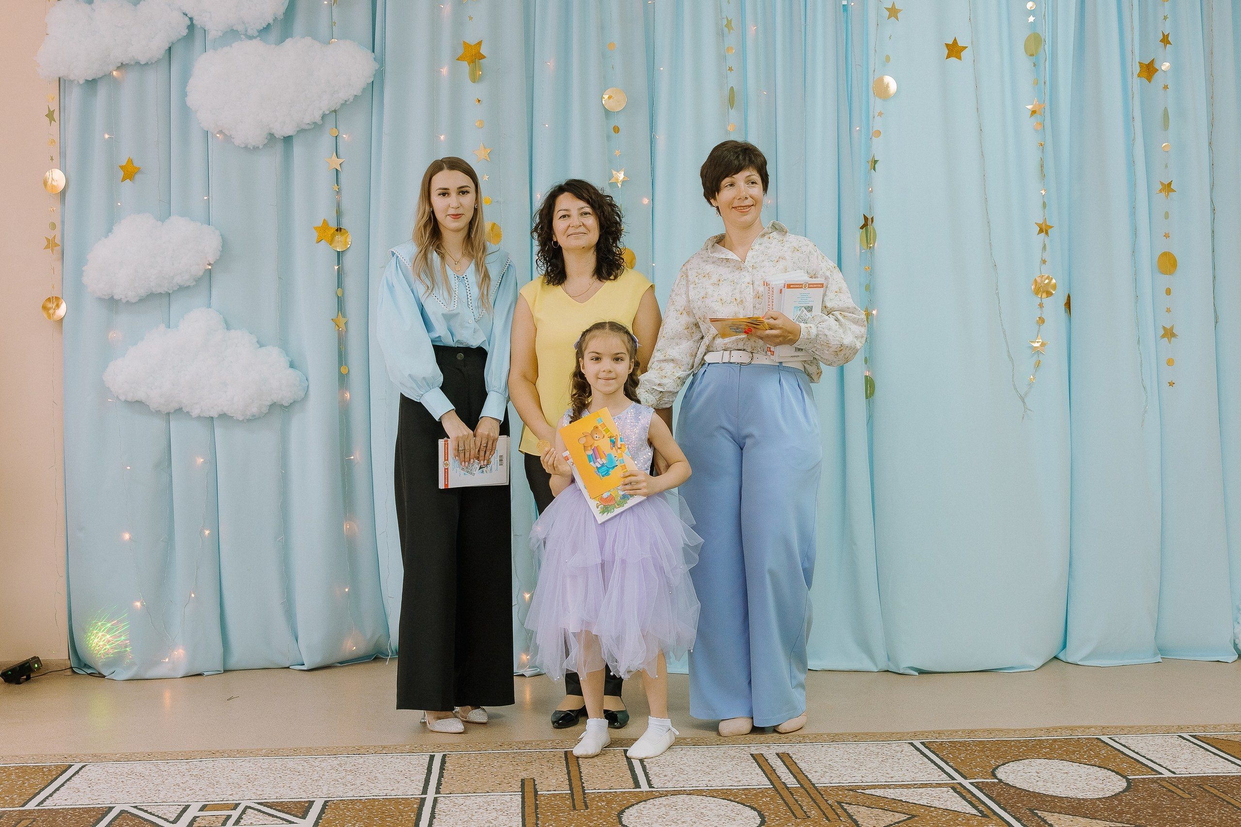 Выпускной в ДС -29. Выпускные альбомы Натальи Бутко: Новороссийск, Анапа, Геленджик