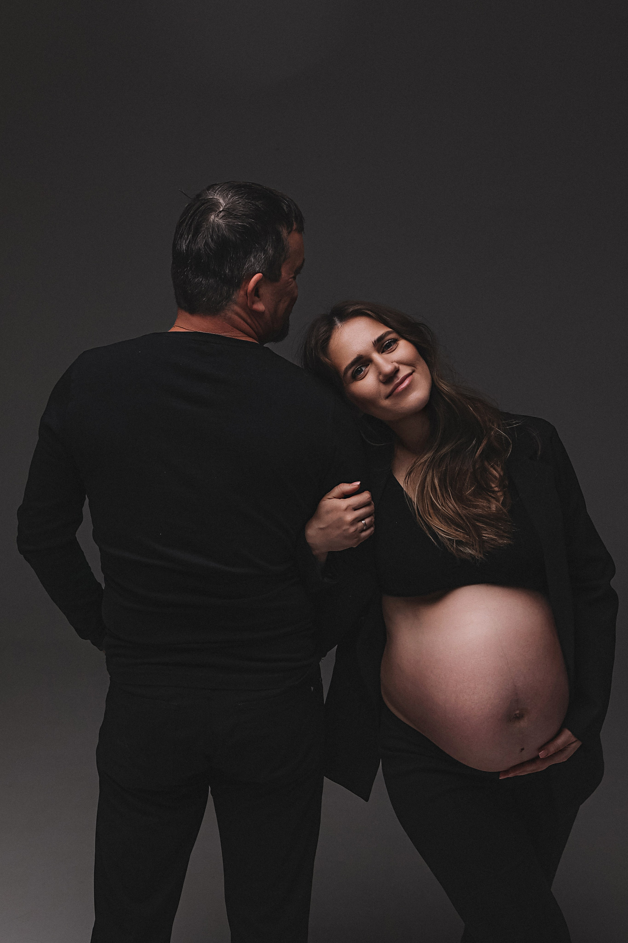 10/11 беременность. Семейный фотограф Тюмень, фотограф на роды Салмина Мария