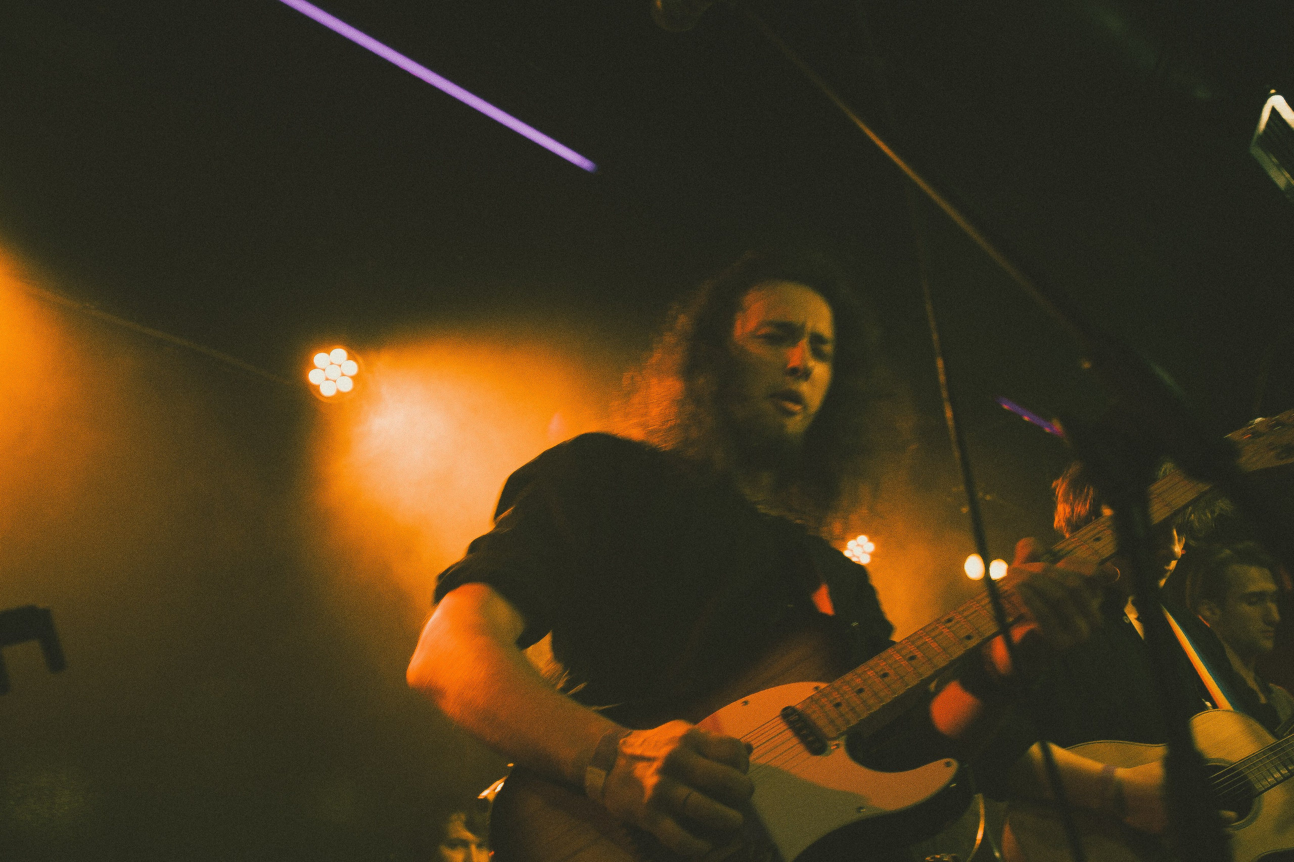 Концерт «Бонд с Кнопкой» 16тонн. Портретный и художественный фотограф в Москве