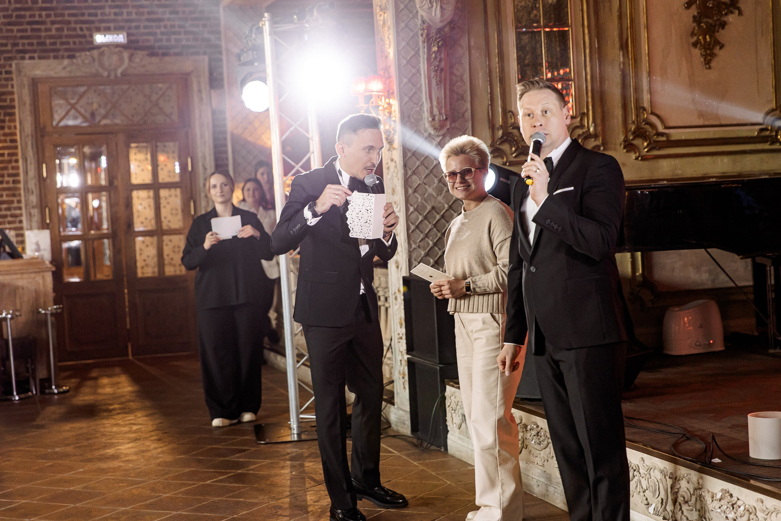 Свадебная выставка. Свадебный и семейный фотограф в Челябинске Юлия Ишимова