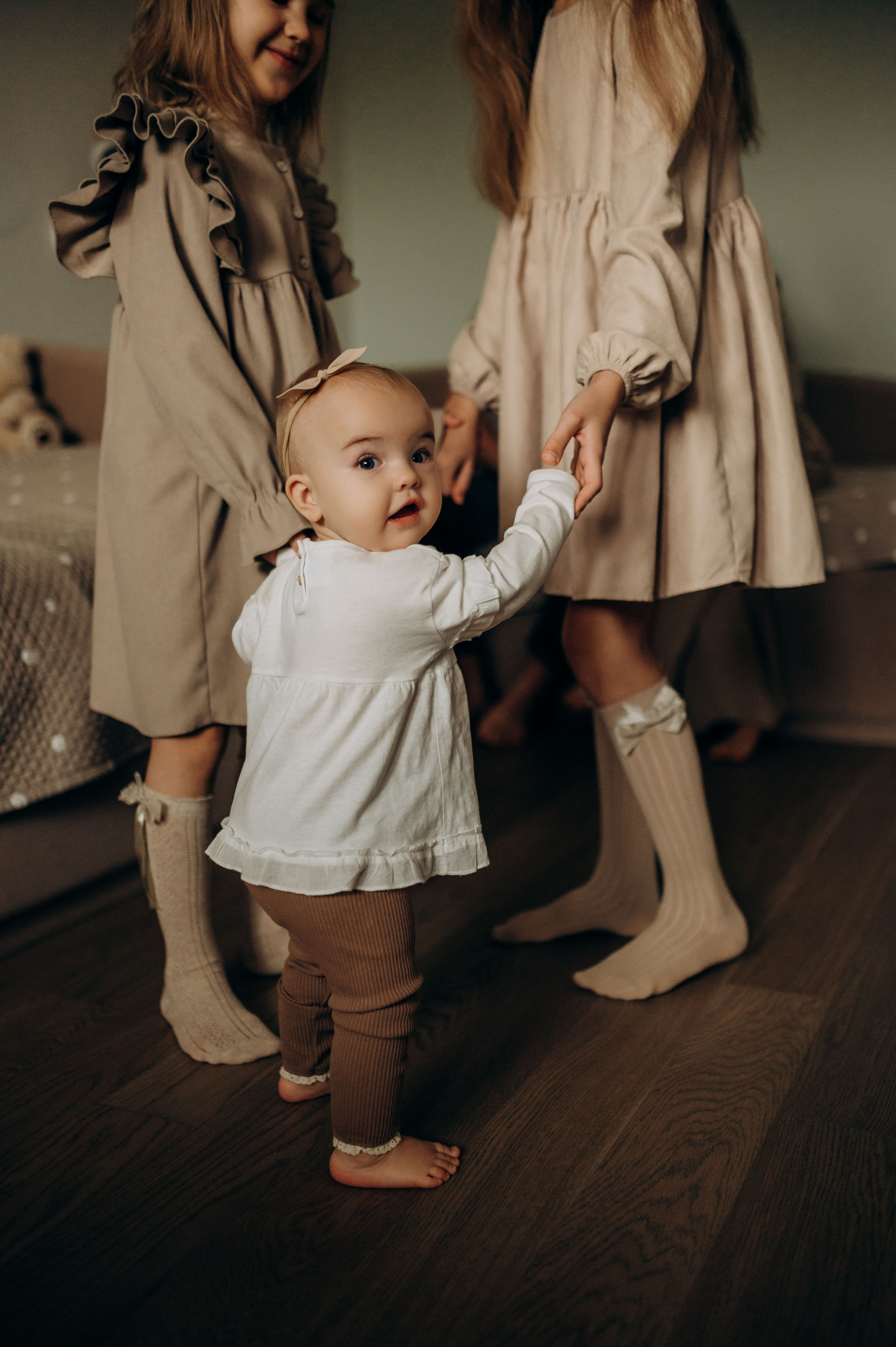 Годик младшей сестрёнке. Семейный фотограф в Домодедово и Москве Елена Пичугина