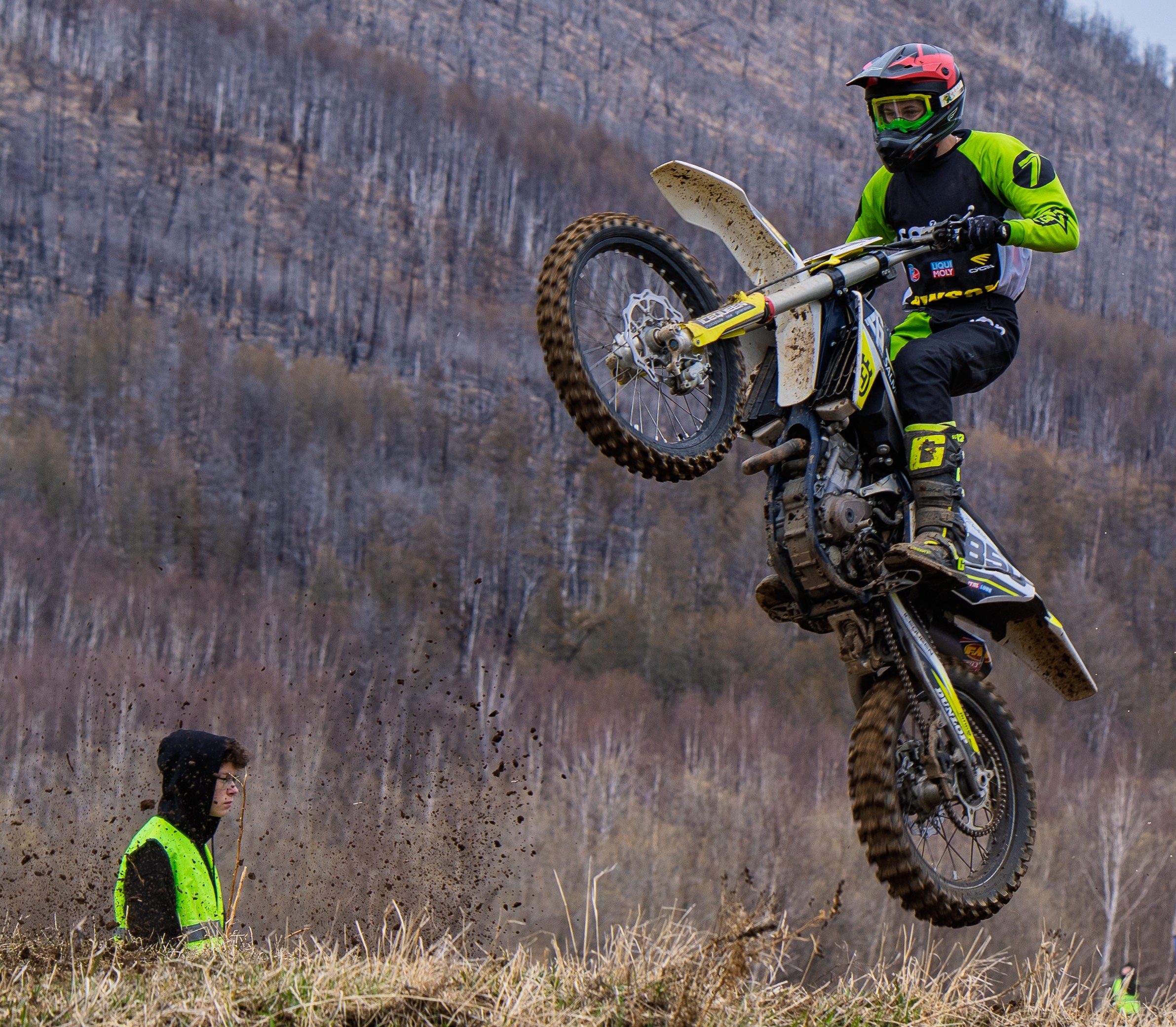 Мотогонки Эссо май 2025. Фотограф Ворошилов Дмитрий. Эссо. Камчатка