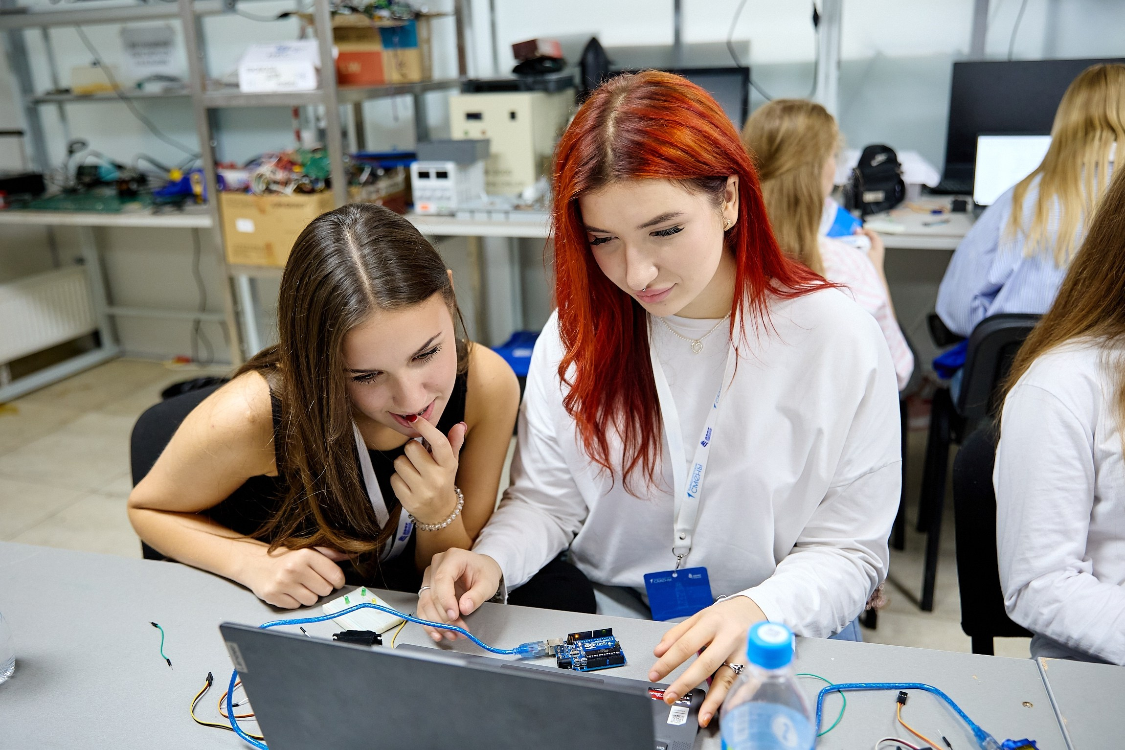 Университетские смены 2025. Репортажный и студийный фотограф во Владивостоке Дударева Софья