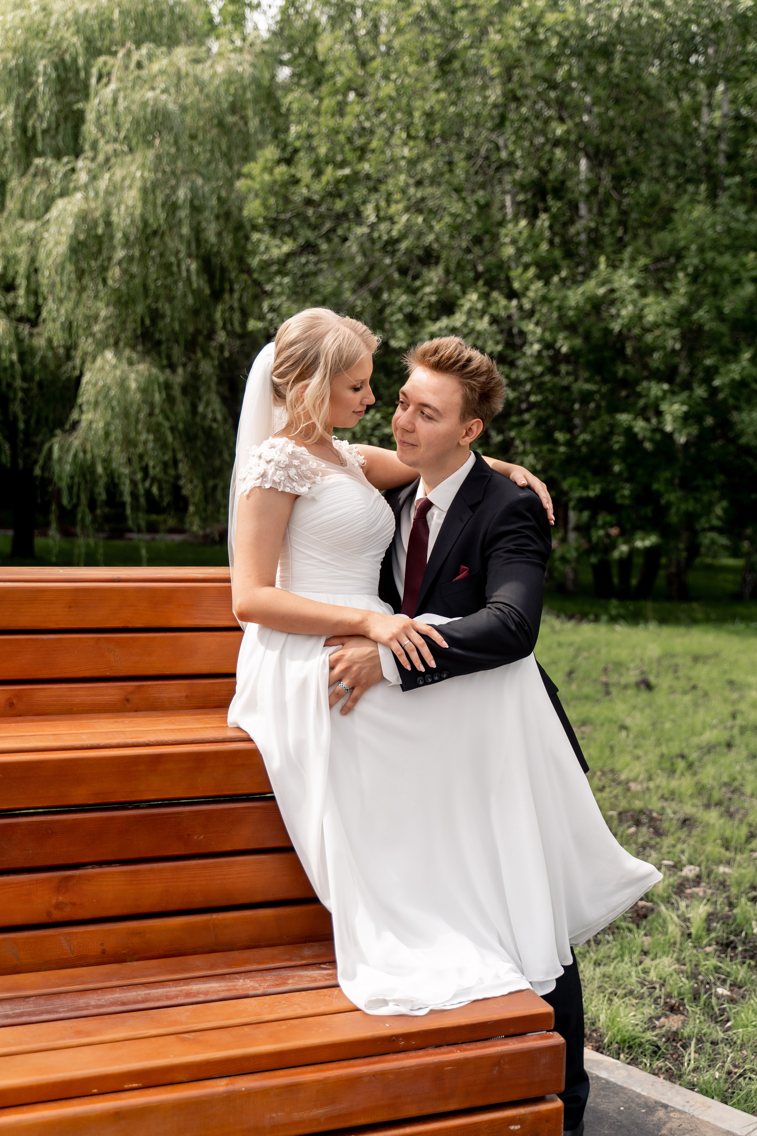 Свадебная прогулка. Бутово. Фотограф \ Видеограф на Крещение, Венчание Москва| Семейные съемки