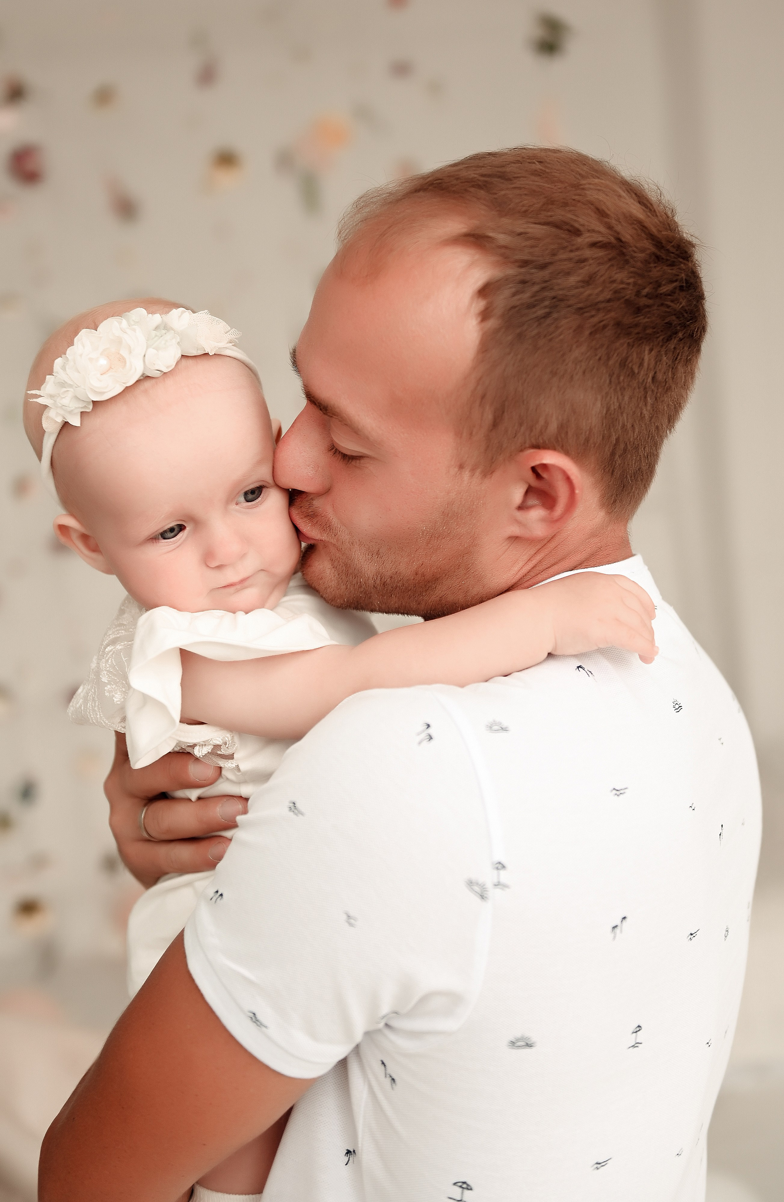 Студийные семейные, детские, индивидуальные фотосессии. Свадебный, семейный, детский, контент фотограф в Омске Максим Ильин