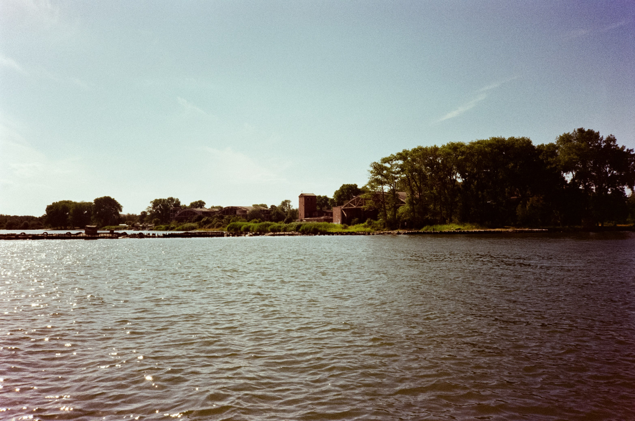 Прогулка на катере по Калининградскому заливу. Алые паруса. Фотограф-документалист Мария Осокина