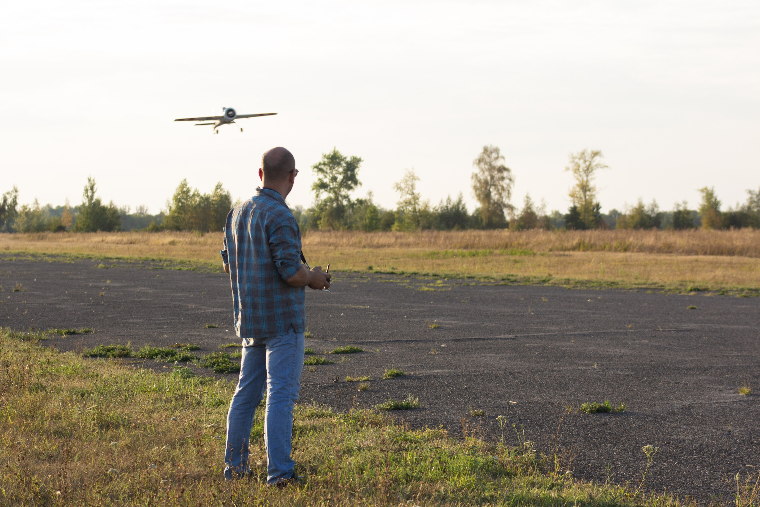 Plane. Lifestyle photographer Turku. I catch emotions in the frame