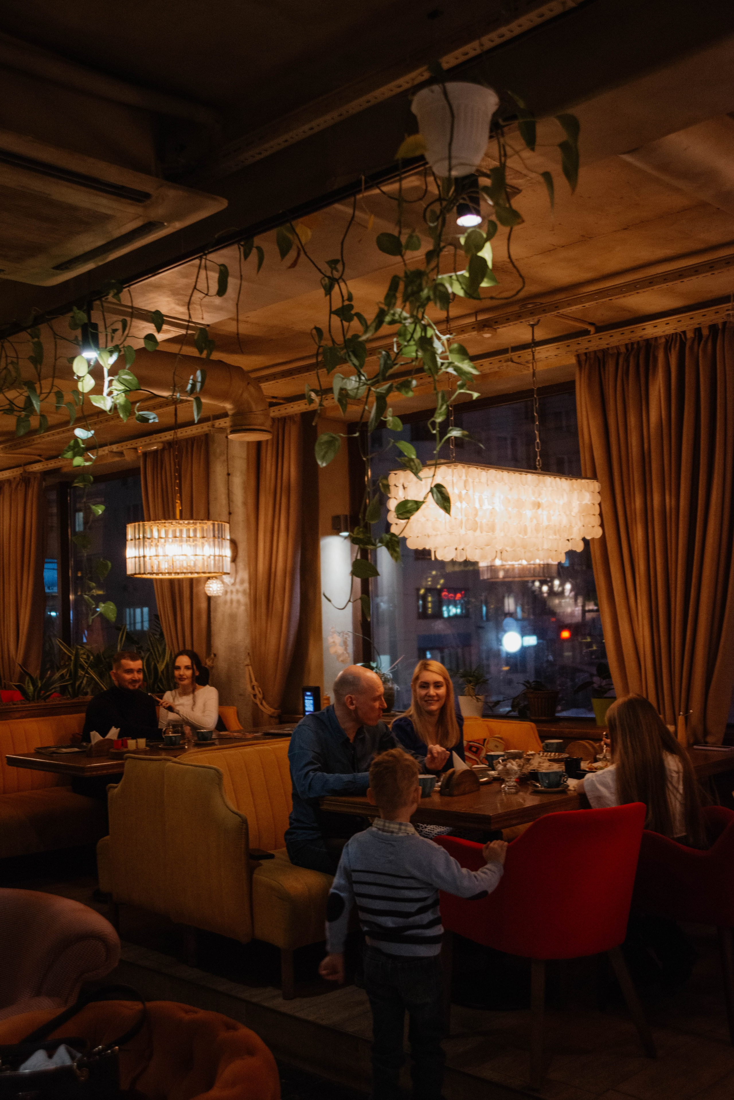 День рождения ресторана «Пряный Барашек». Ксения Glossa. Портретный и репортажный фотограф в Самаре