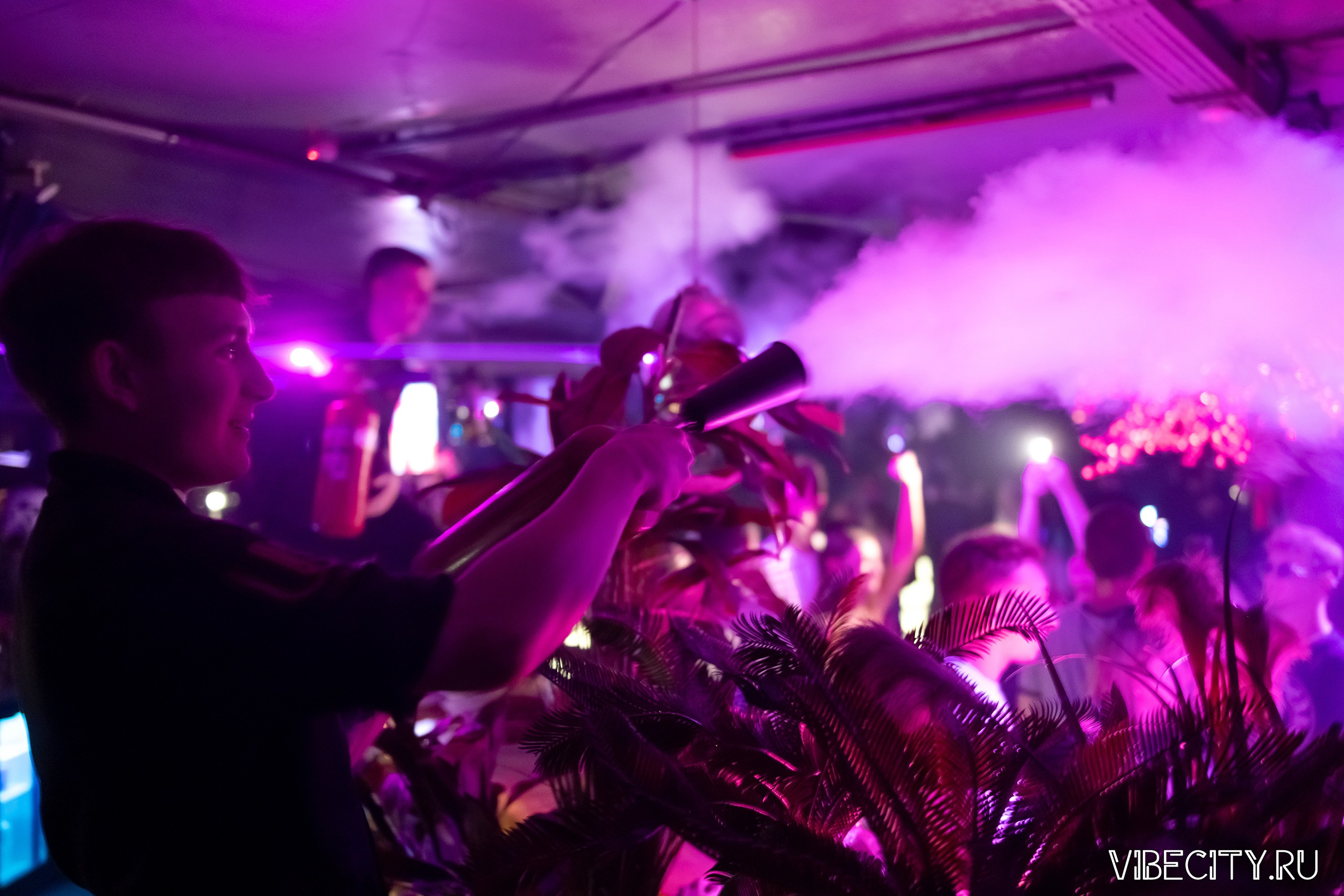 DOUBLE U. VIBECITY.RU Вайб Сити Ру Фоторепортажи Фотоотчеты Калининград