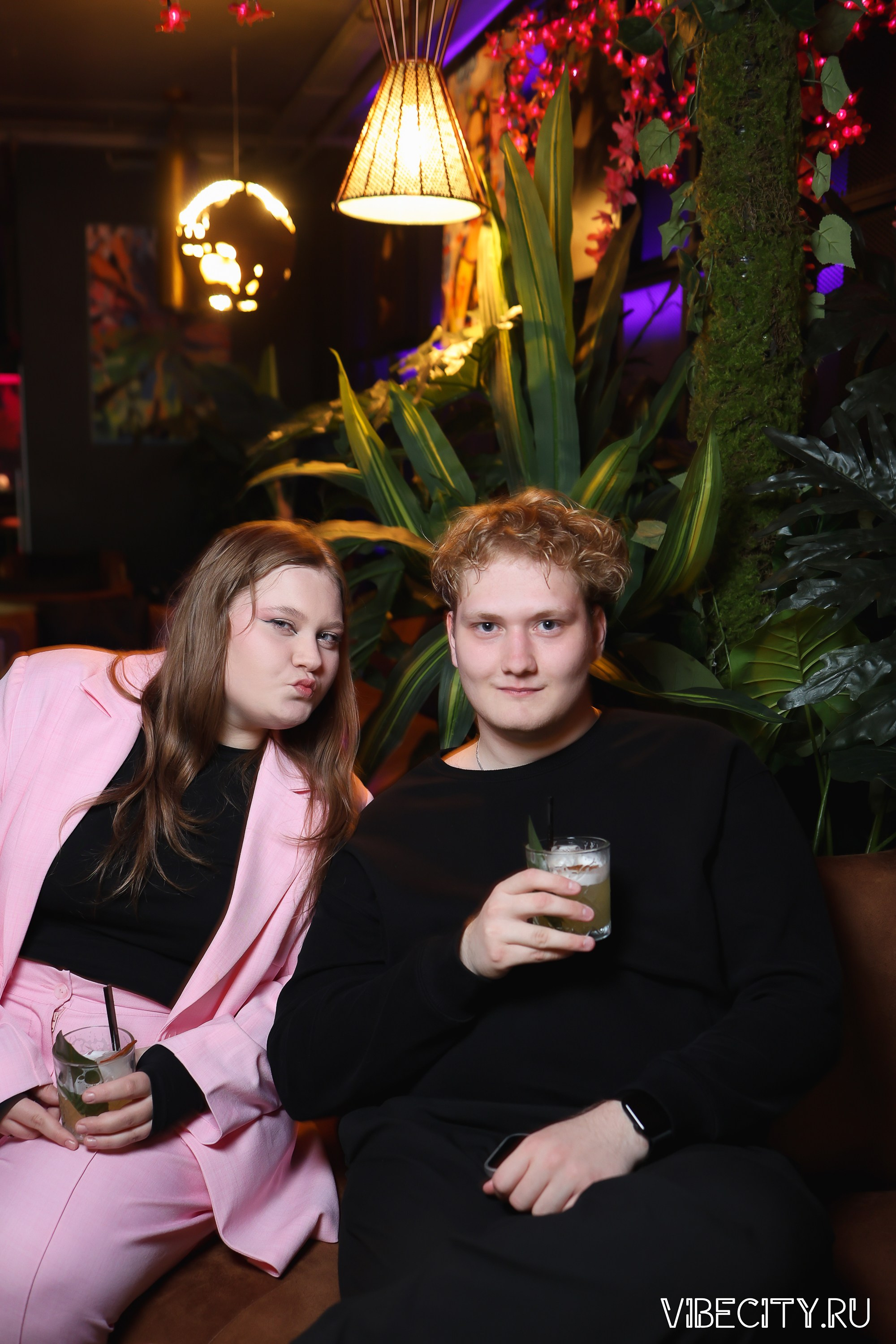 DOUBLE U. VIBECITY.RU Вайб Сити Ру Фоторепортажи Фотоотчеты Калининград