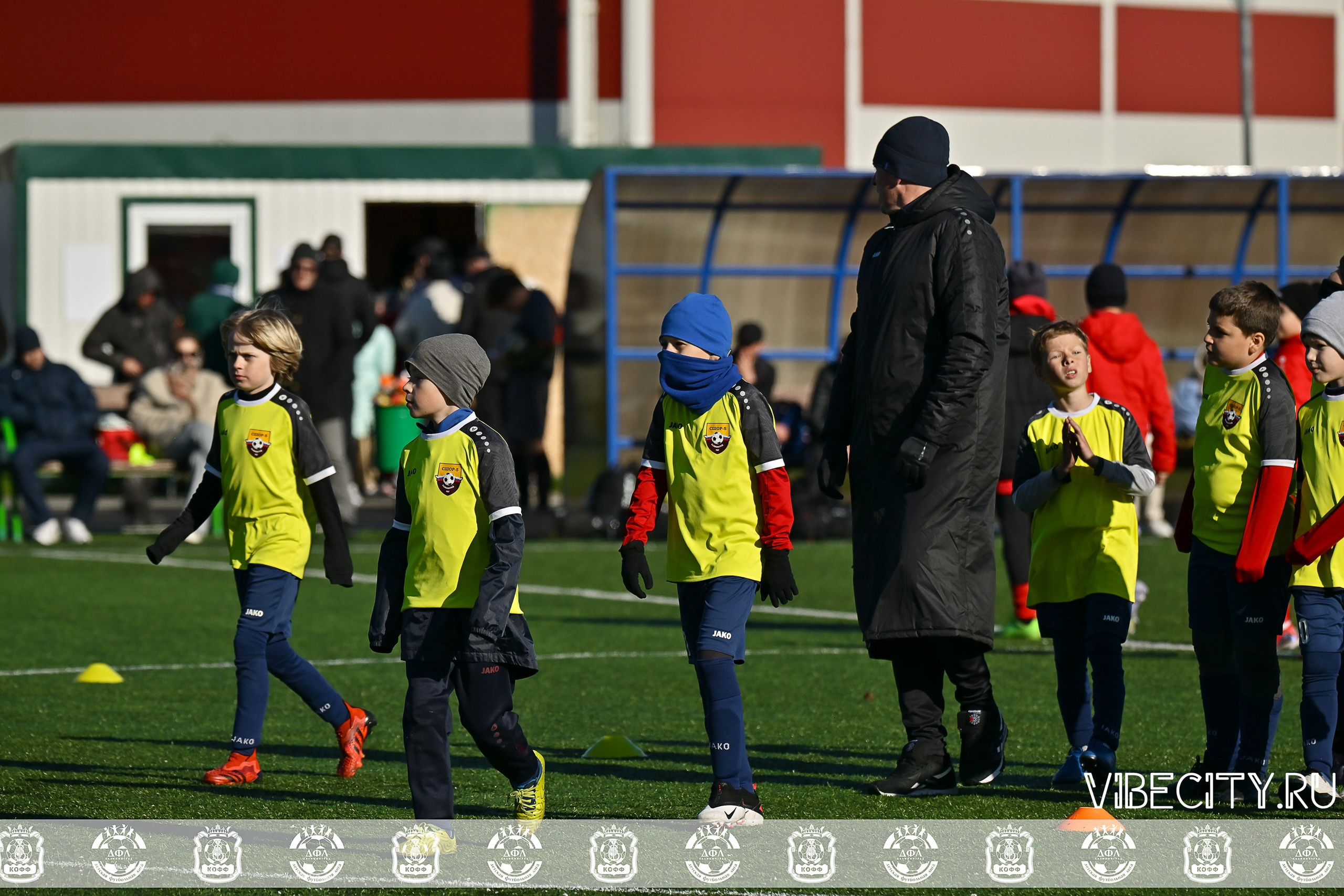 XIV ВСЕРОССИЙСКИЙ ФУТБОЛЬНЫЙ ФЕСТИВАЛЬ «ЗАГРУЗИ СЕБЯ ФУТБОЛОМ!». VIBECITY.RU Вайб Сити Ру Фоторепортажи Фотоотчеты Калининград