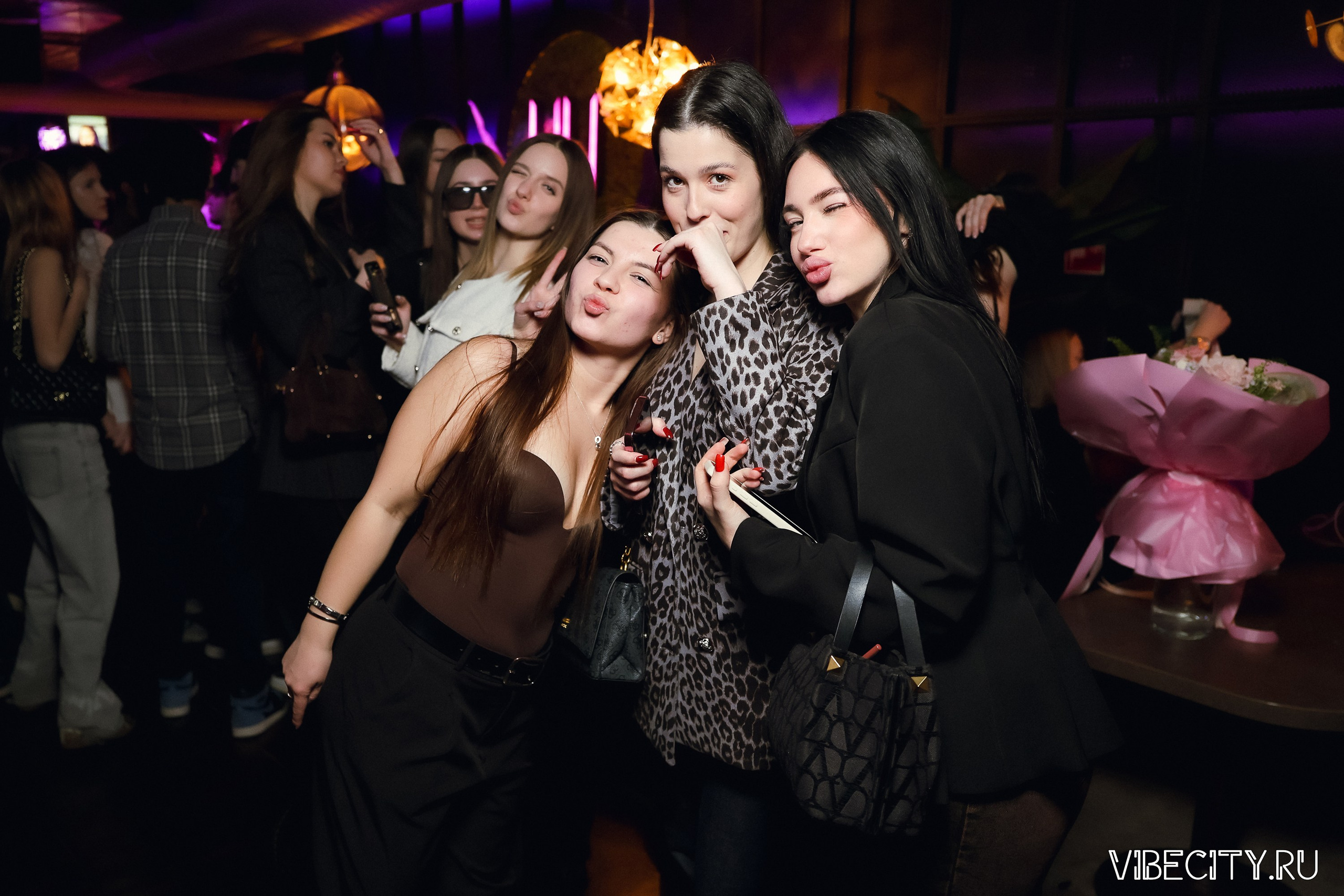 DOUBLE U. VIBECITY.RU Вайб Сити Ру Фоторепортажи Фотоотчеты Калининград