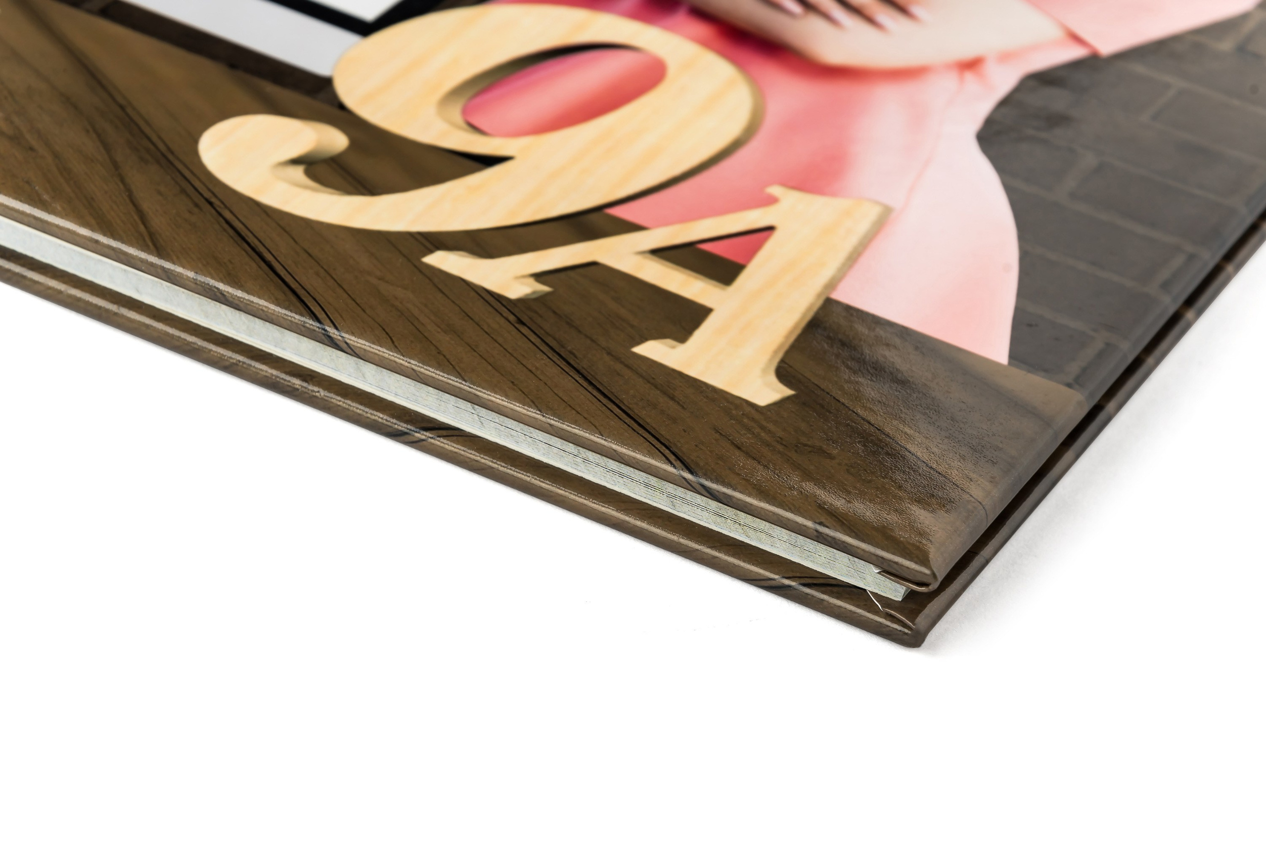 Постраничка. Выпускные альбомы в Томске. Леднева Олеся