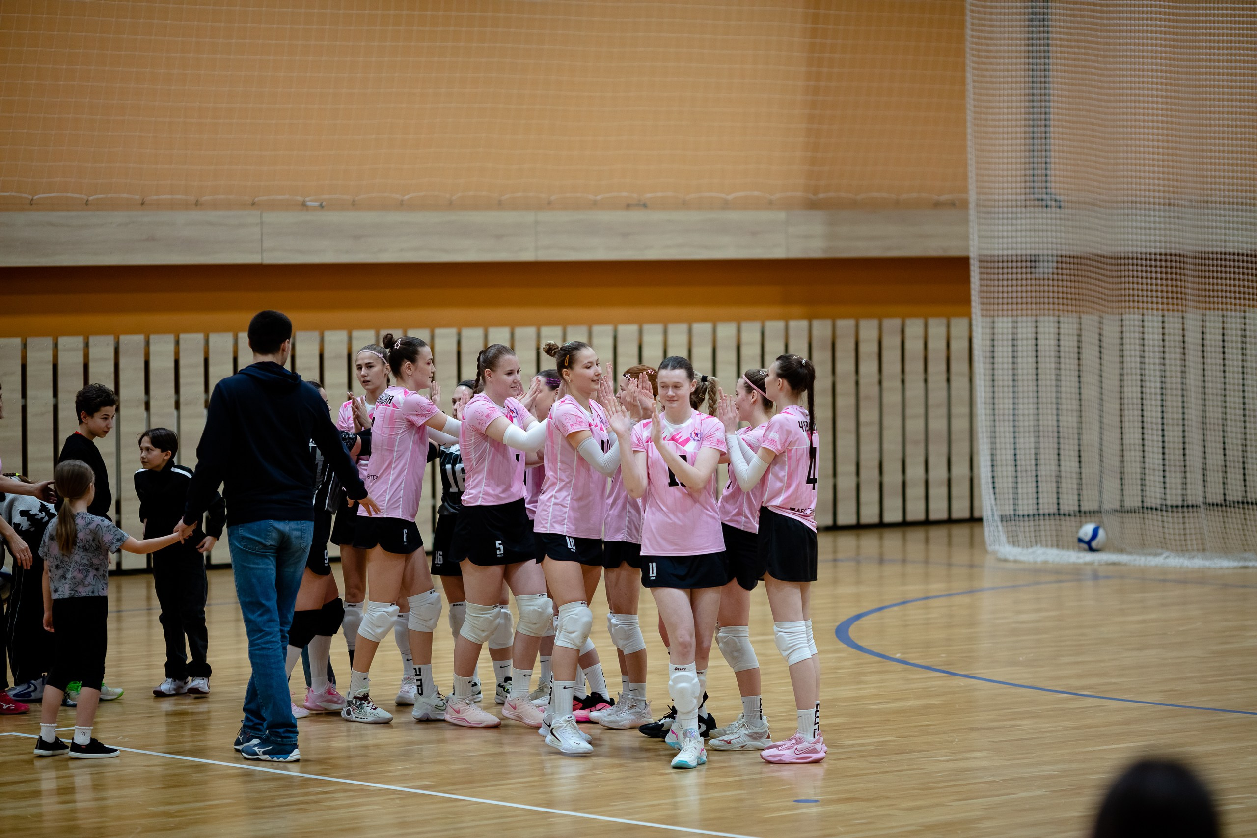 СШ11 — Искра / 2 игра. Фотография