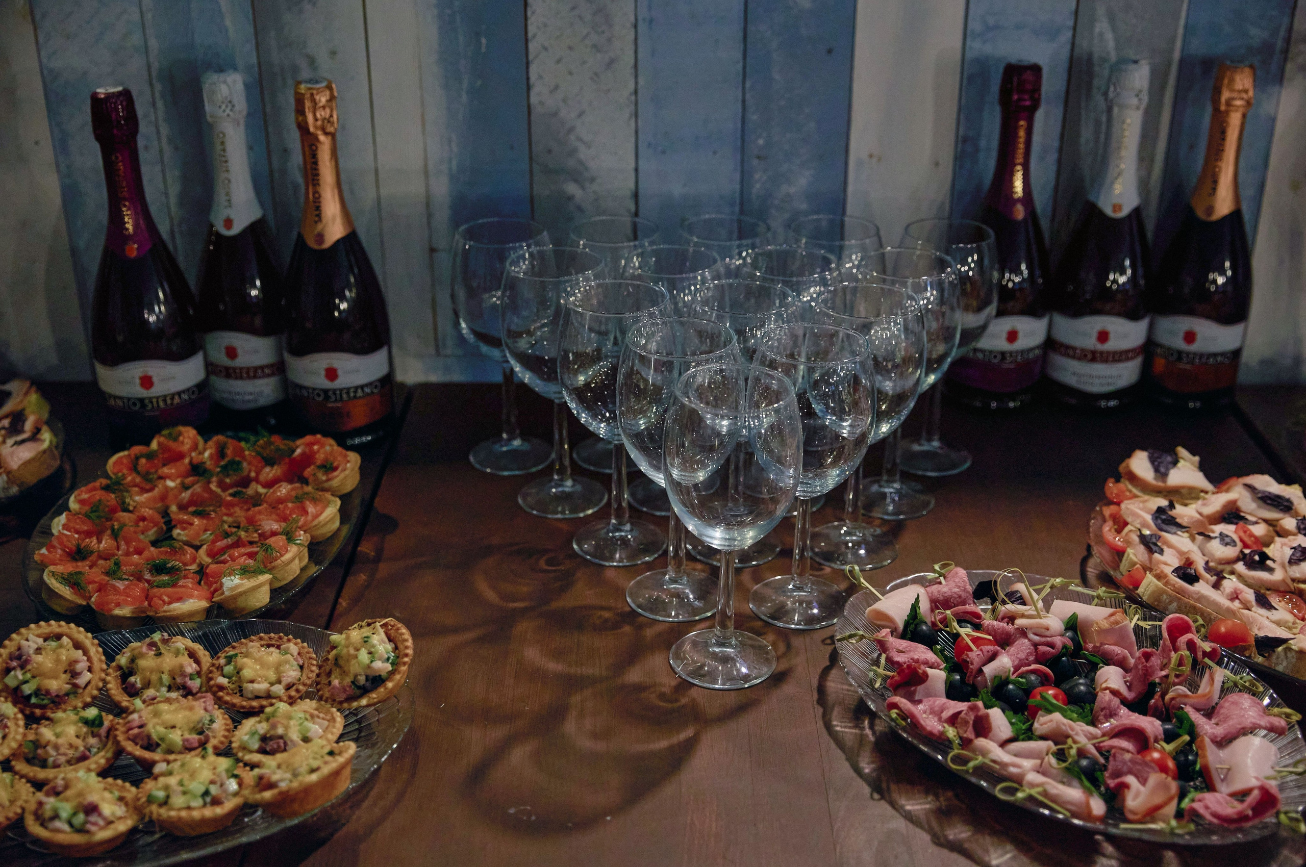 Свадебная фотосессия в городе Лобня и видео