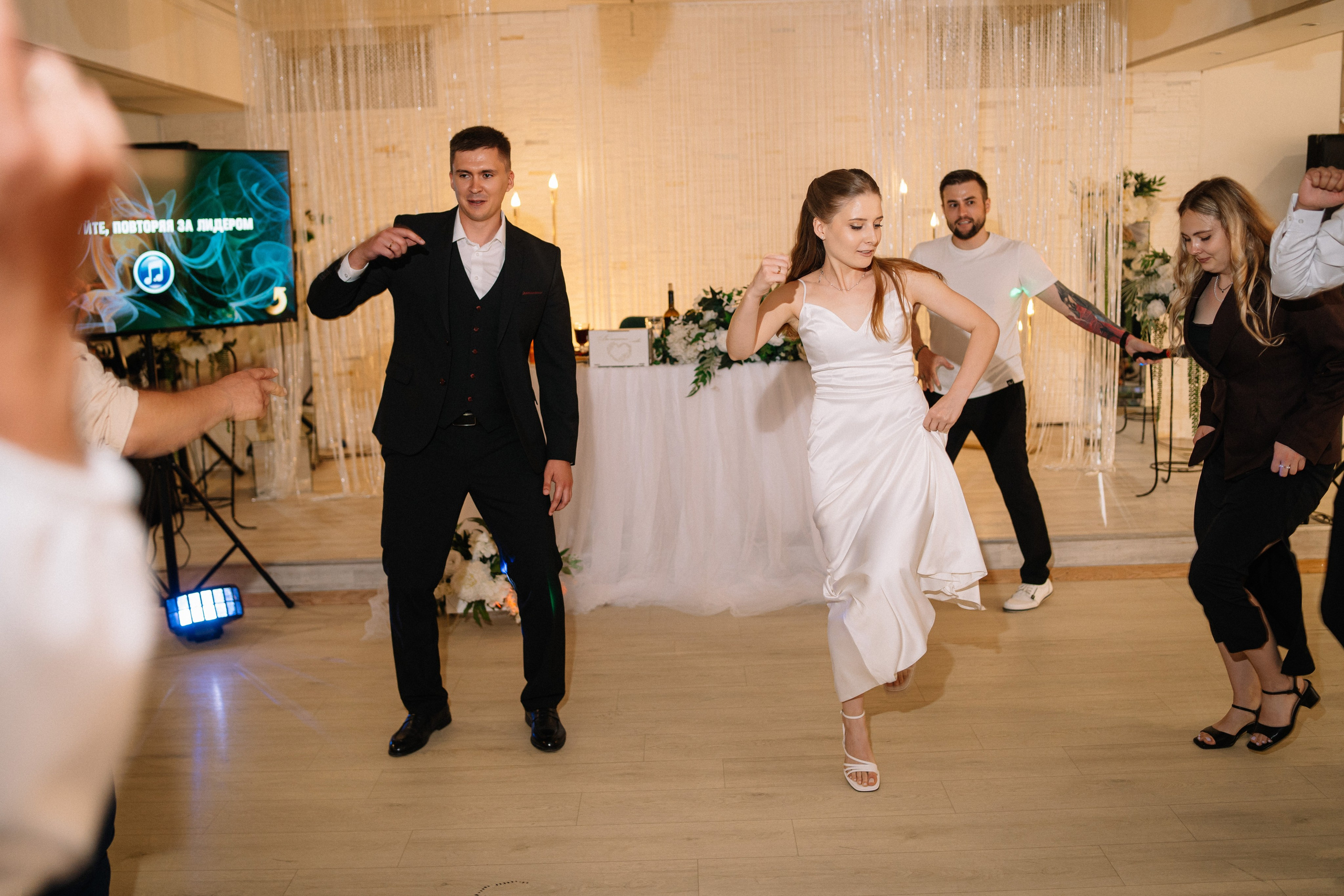 Анастасия и Роман — банкет Времена года. Репортажный (Event) фотограф в Барнауле | Даниил Маркин | Качество и вайб