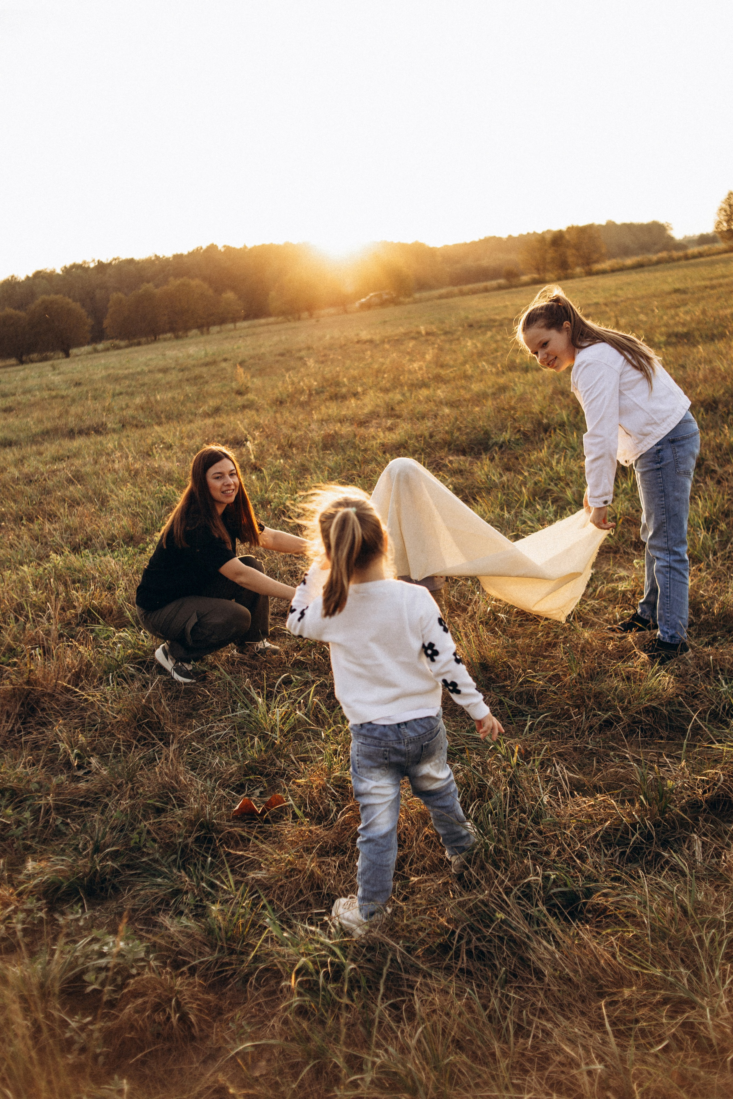 Аня, Василиса, Тася и Ваня. Фотограф В Москве и Подольске Лена Иванова