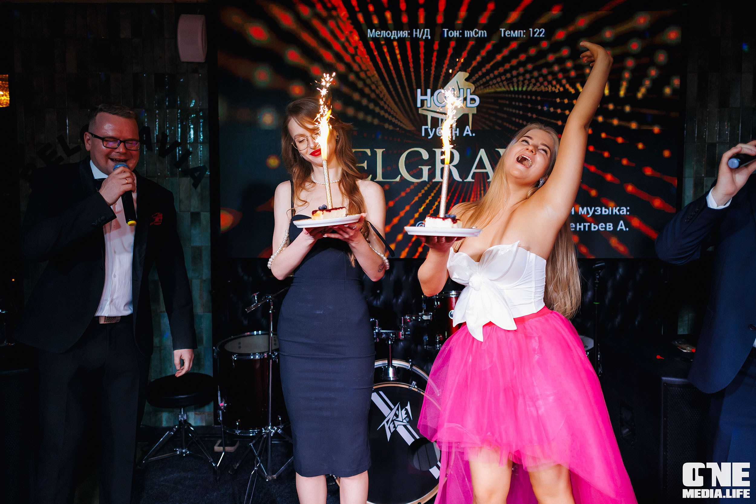 Фоторепортаж из караоке-клуба Белгравия. One Media Life: фоторепортажи, фотоотчеты с мероприятий и заведений