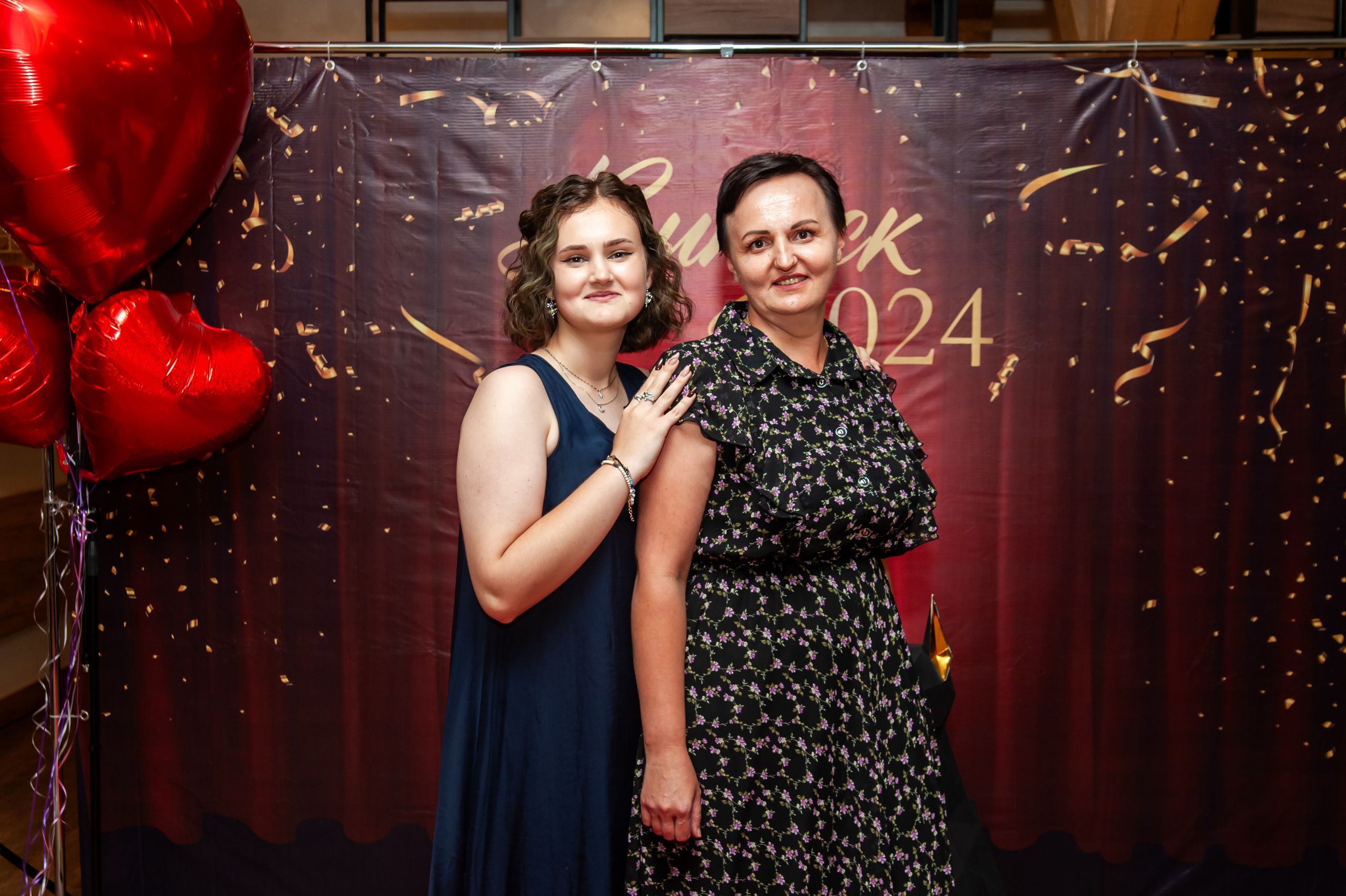 Выпускной МАОУ СОШ № 17 им. Эдуарда Есаяна. Свадебный и семейный фотограф Денис Лукьянов в Краснодаре, Краснодарском крае и Республике Крым