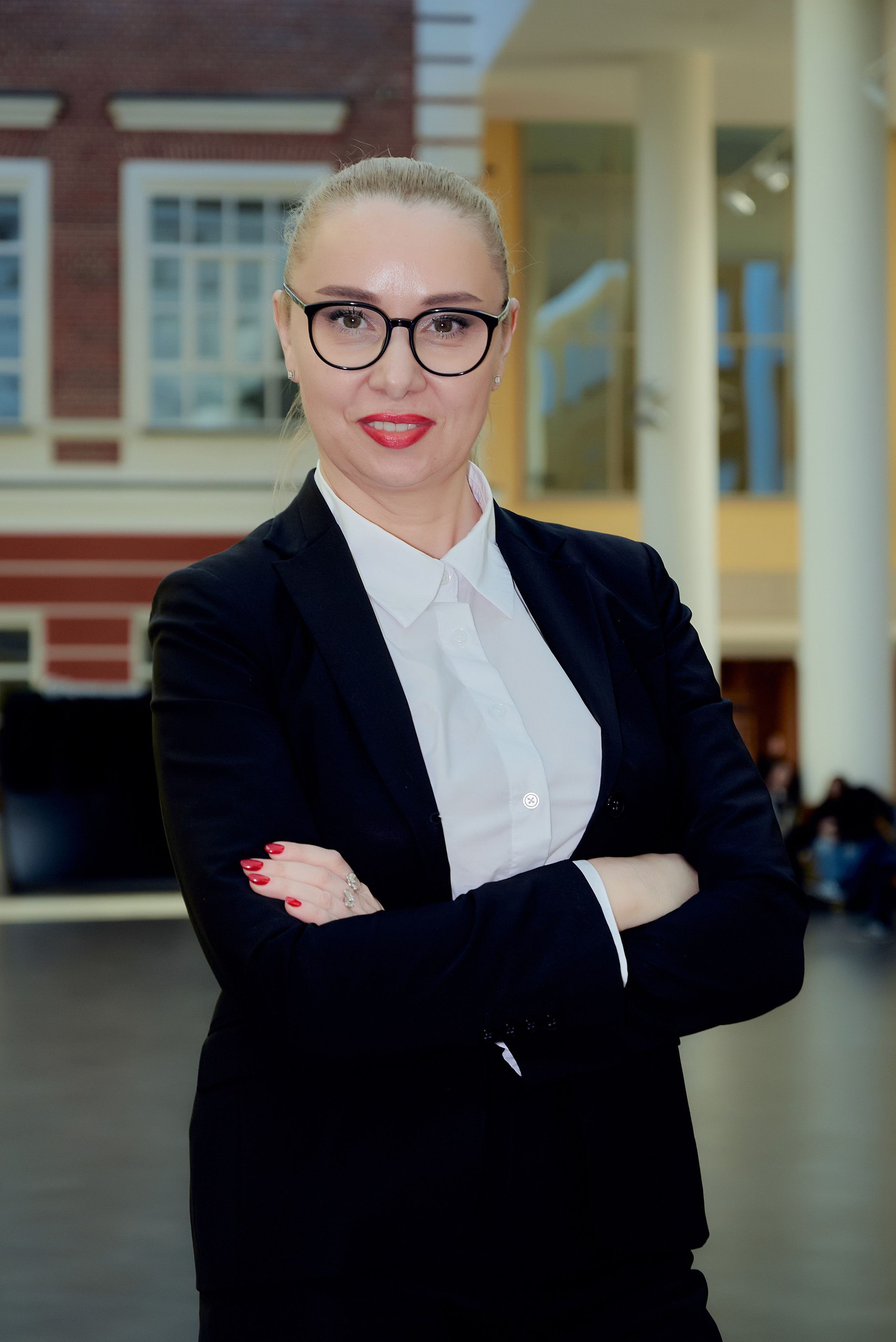 Он лайн лекция в ВШЭ. Наталия Дианова — фотограф для брендов и экспертов в Москве