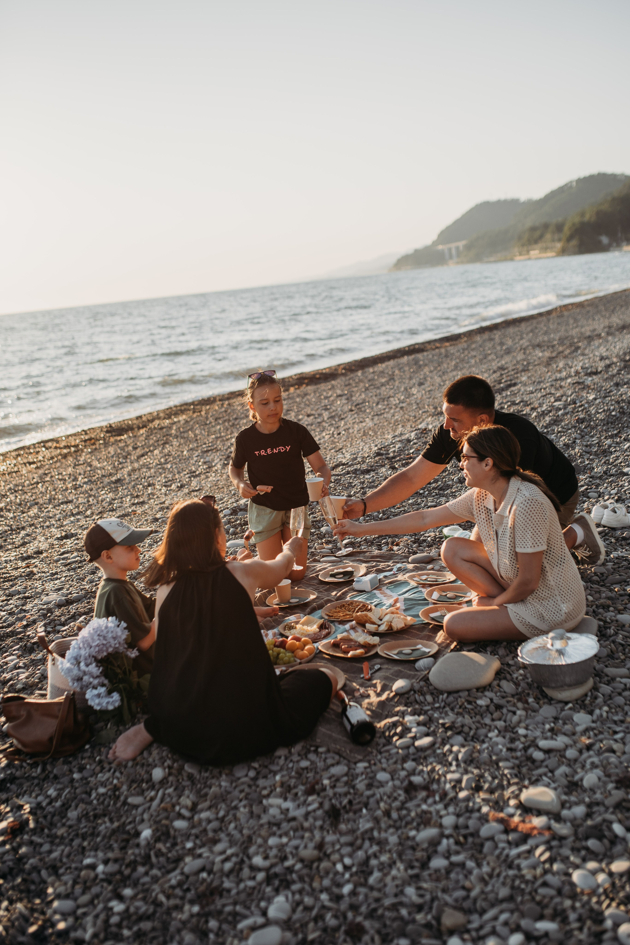 Семейная фотосессия на пляже Сочи Сириус Лазаревская. Фотограф в Сочи — Маргарита Поганова