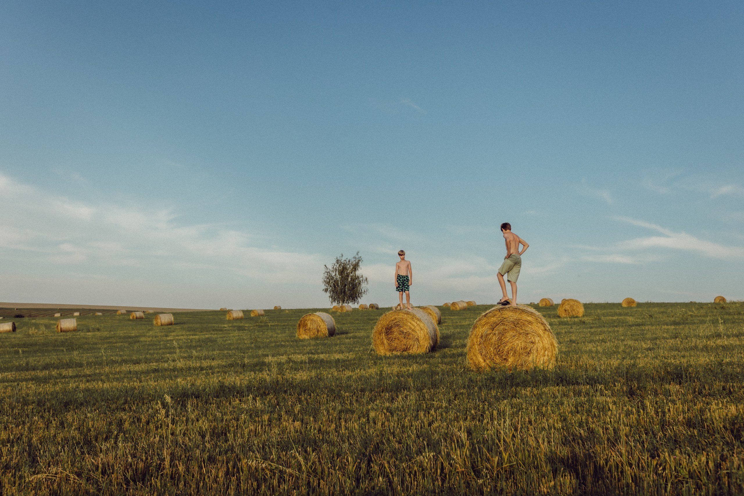 Красный шар. Семейный LIFESTYLE фотограф в Москве