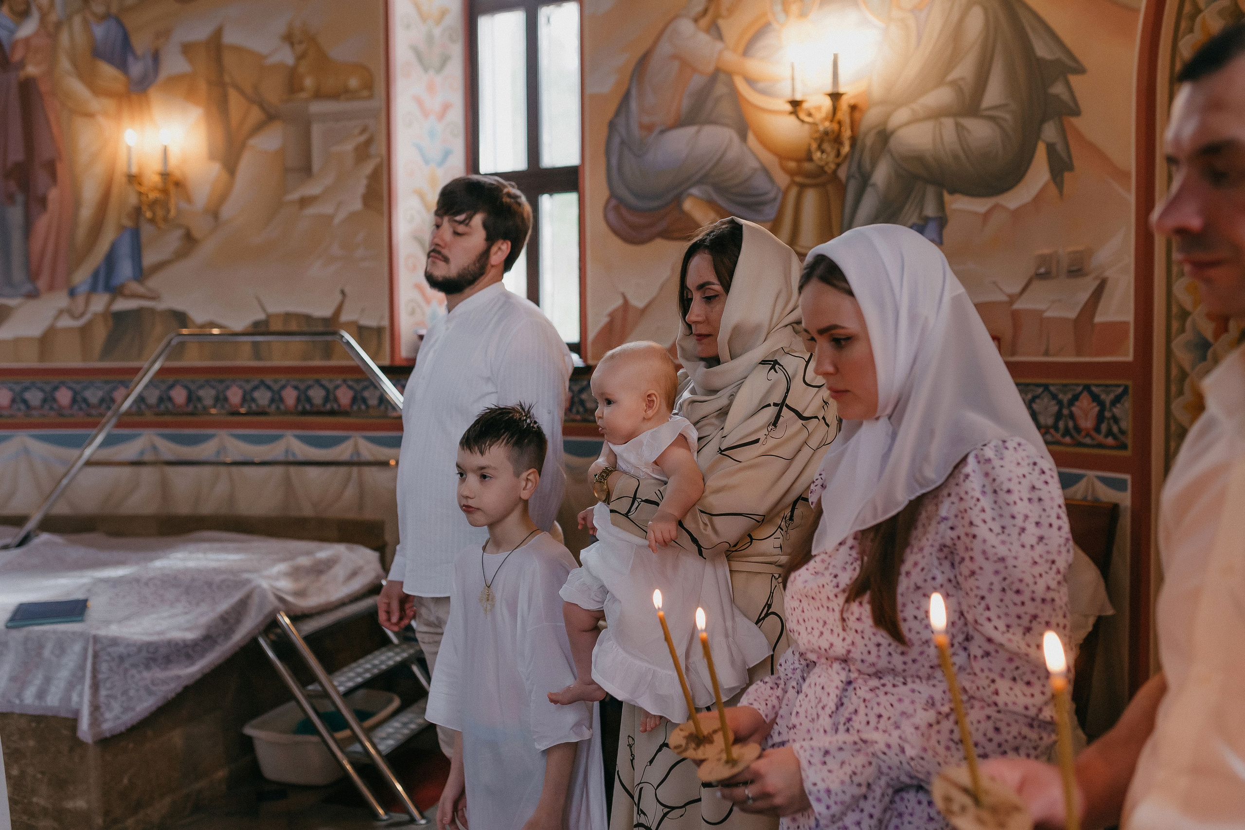 Крещение Артёма и Валерии. Храм Георгия Победоносца. Семейный фотограф в Сургуте