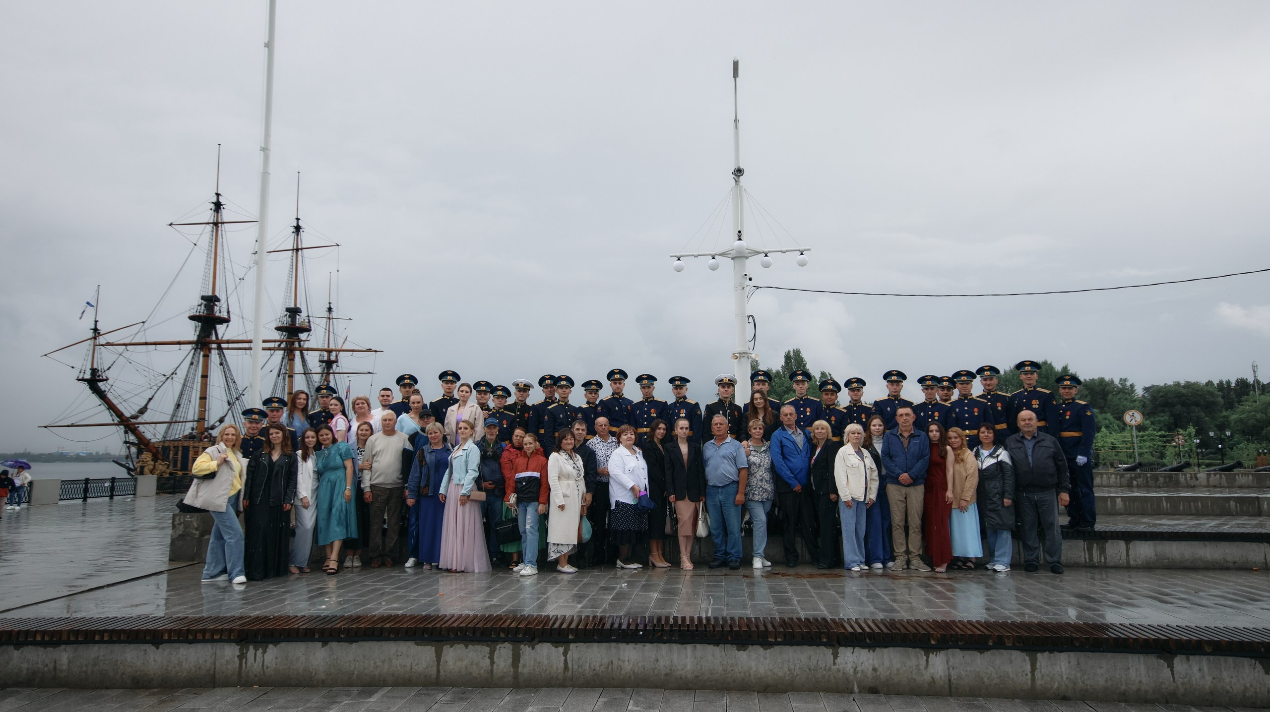 Выпуск Военно Воздушной Академии. Свадебный и репортажный фотограф Дмитрий Кононенко