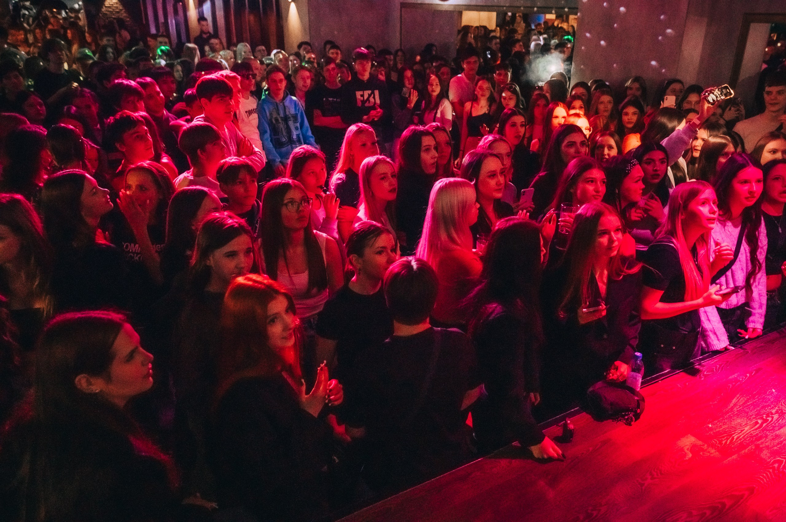 8 MARCH WOMENS DAY PARTY. Фотограф в Кемерово Владислав Шульц