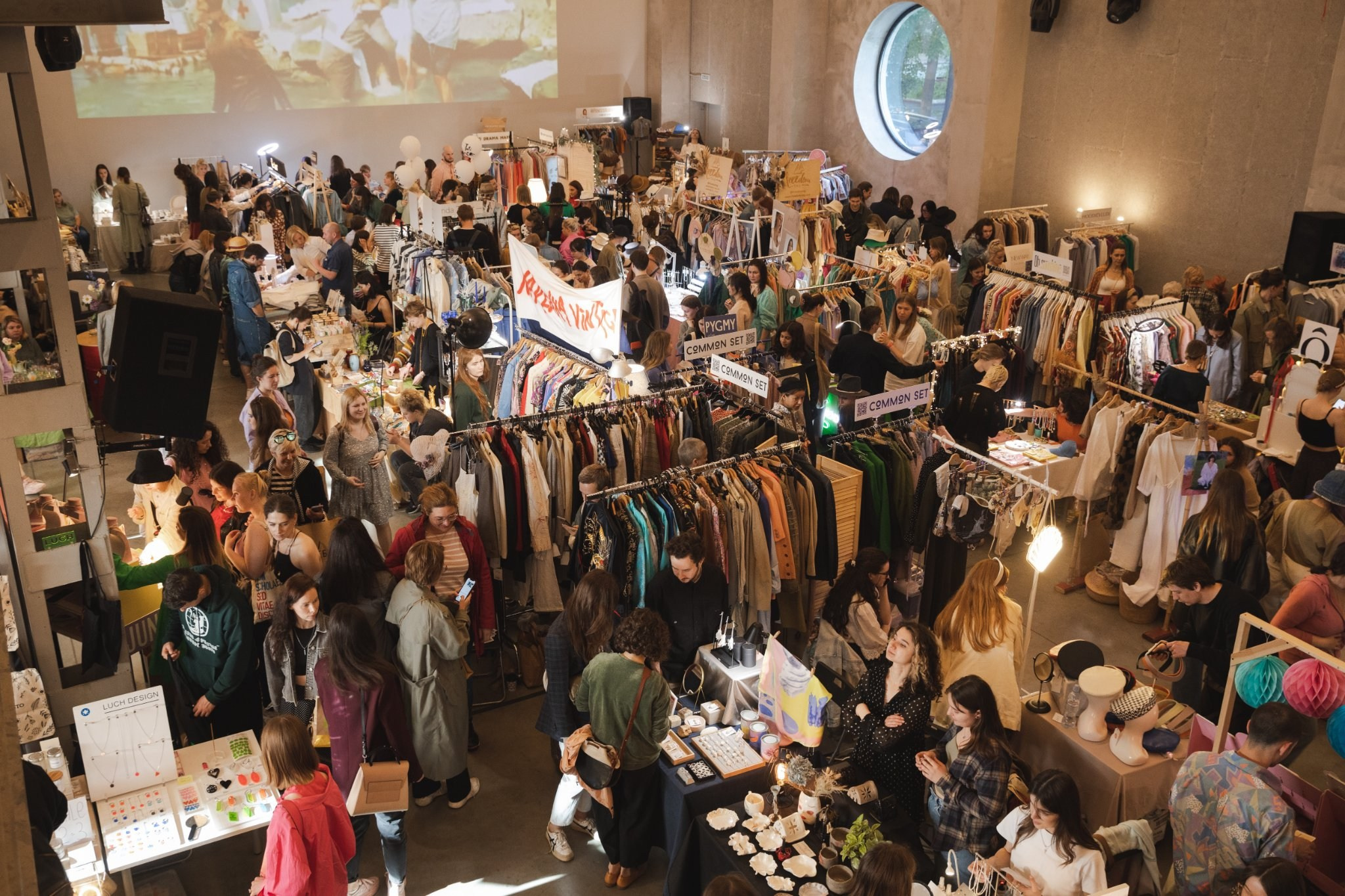 4–5 июня 2022 POP-UP в ДК Рассвет / Фото Иван Гущин. Фотоотчеты «Ламбада-маркета»