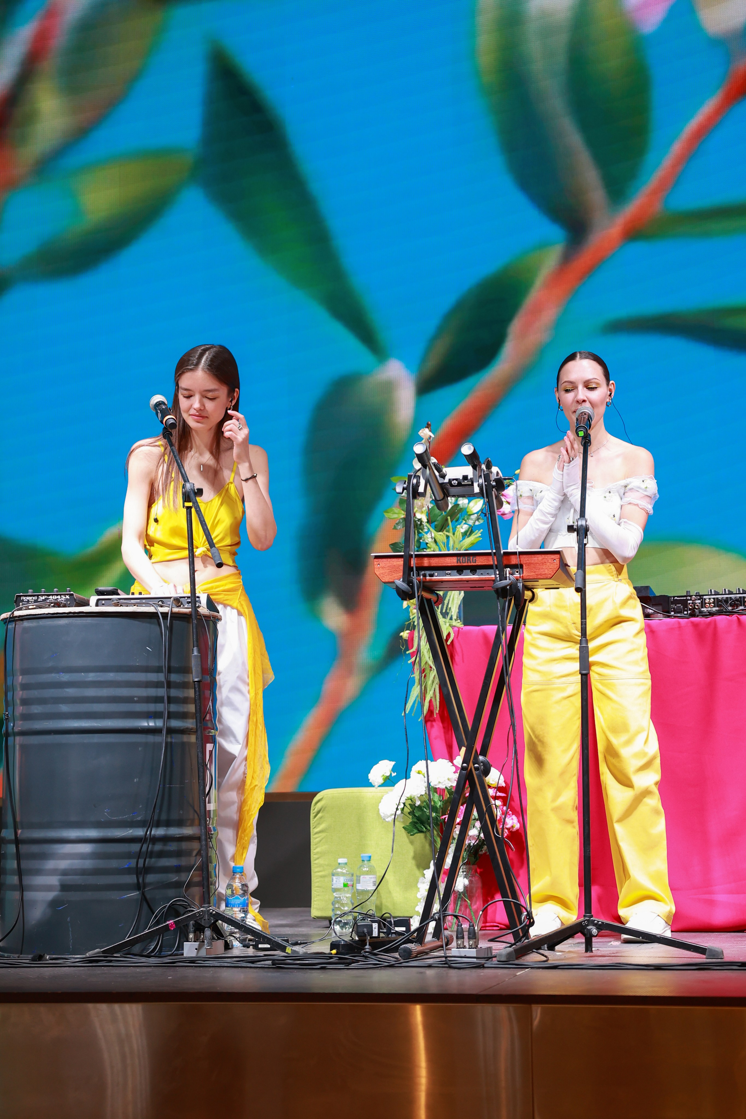 2–3 марта 2024 в пространстве «Три вокзала. Депо» / День 2 / фото Саша Жукова. Фотоотчеты «Ламбада-маркета»