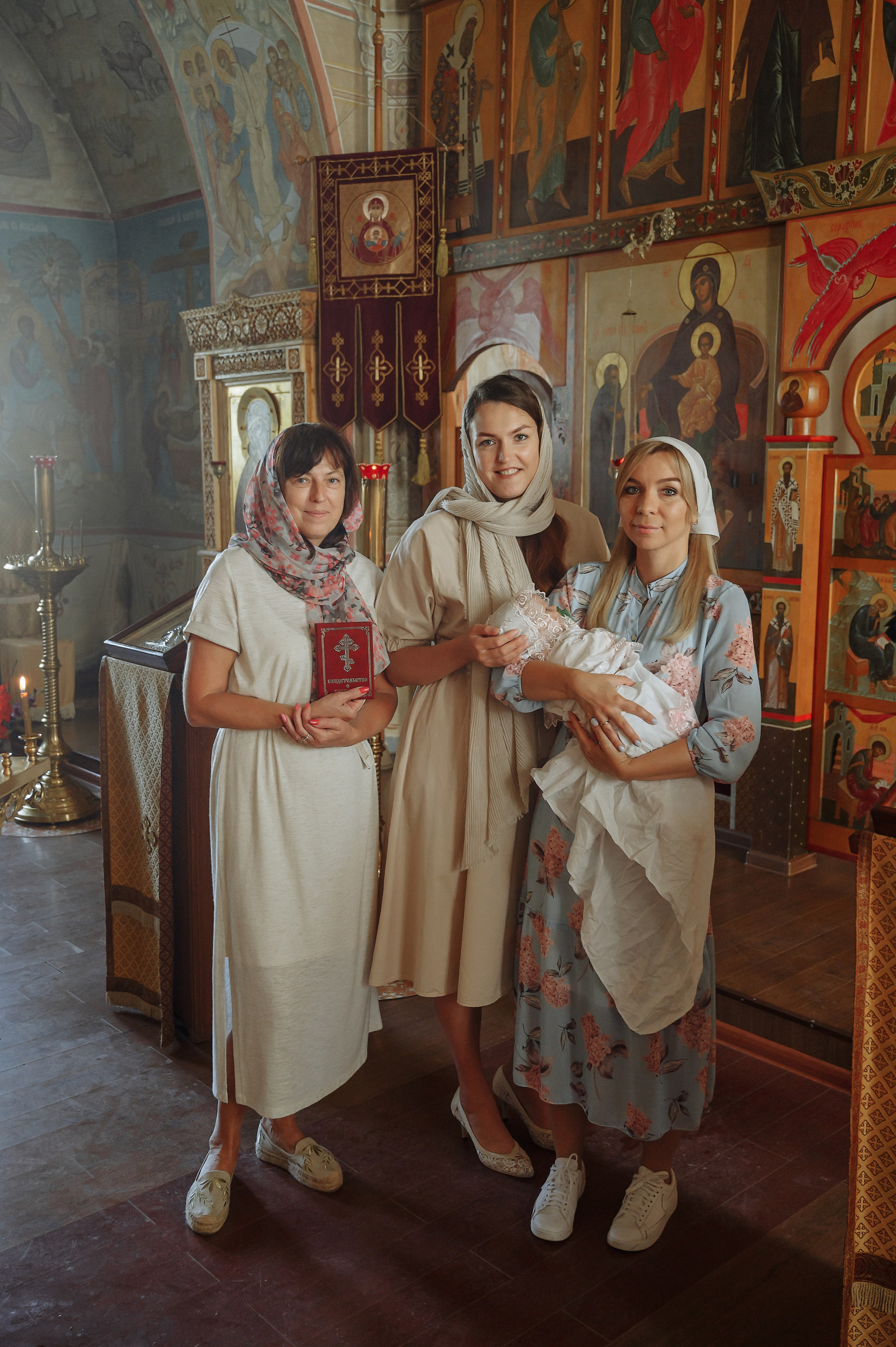 Крестины Насти и Василисы. Свадебный и семейный фотограф в Сергиевом Посаде, Москве и Московской