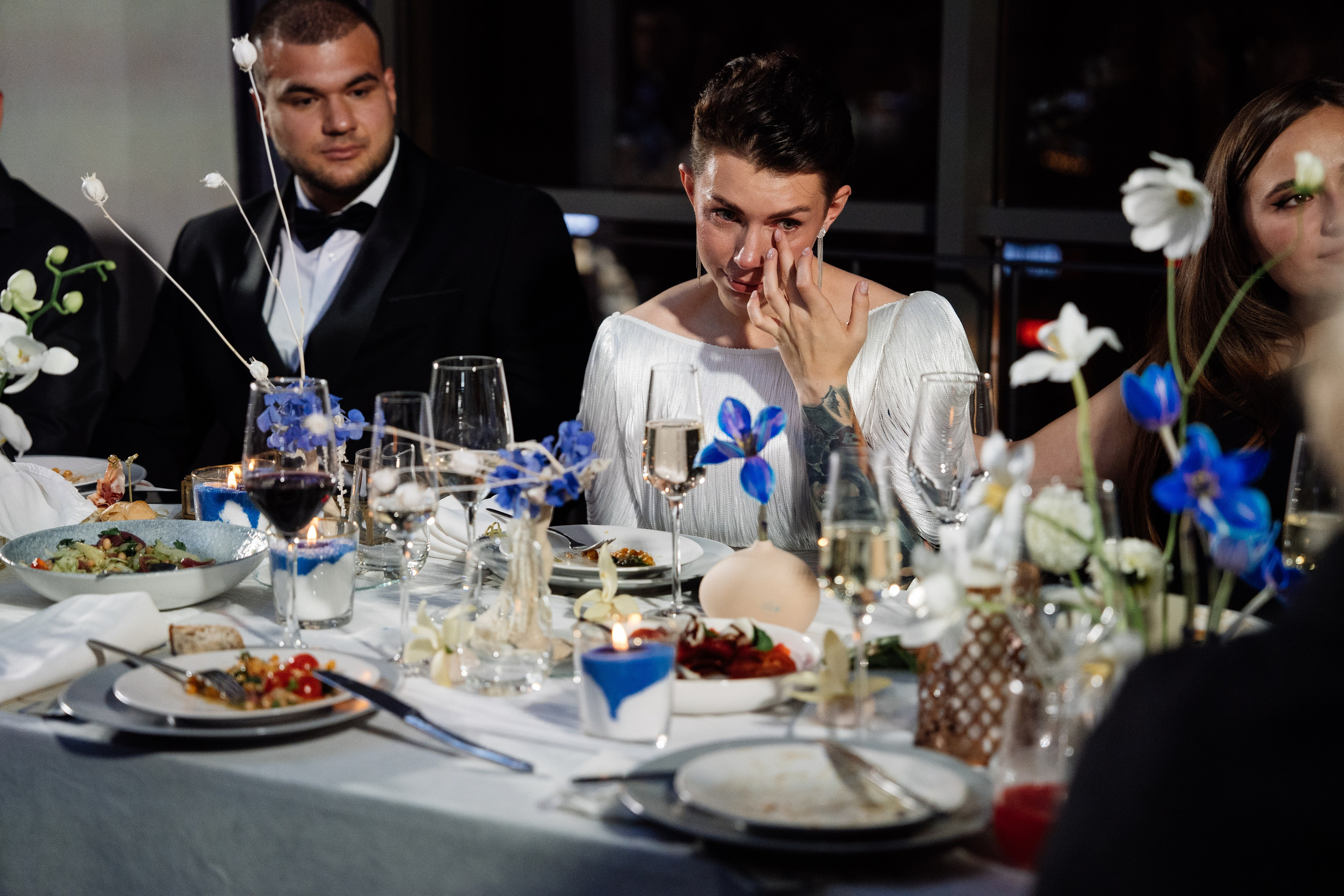 Свадьба в сошиал клабе. Свадебный фотограф организатор в Санкт-Петербурге Ассоль Опарина