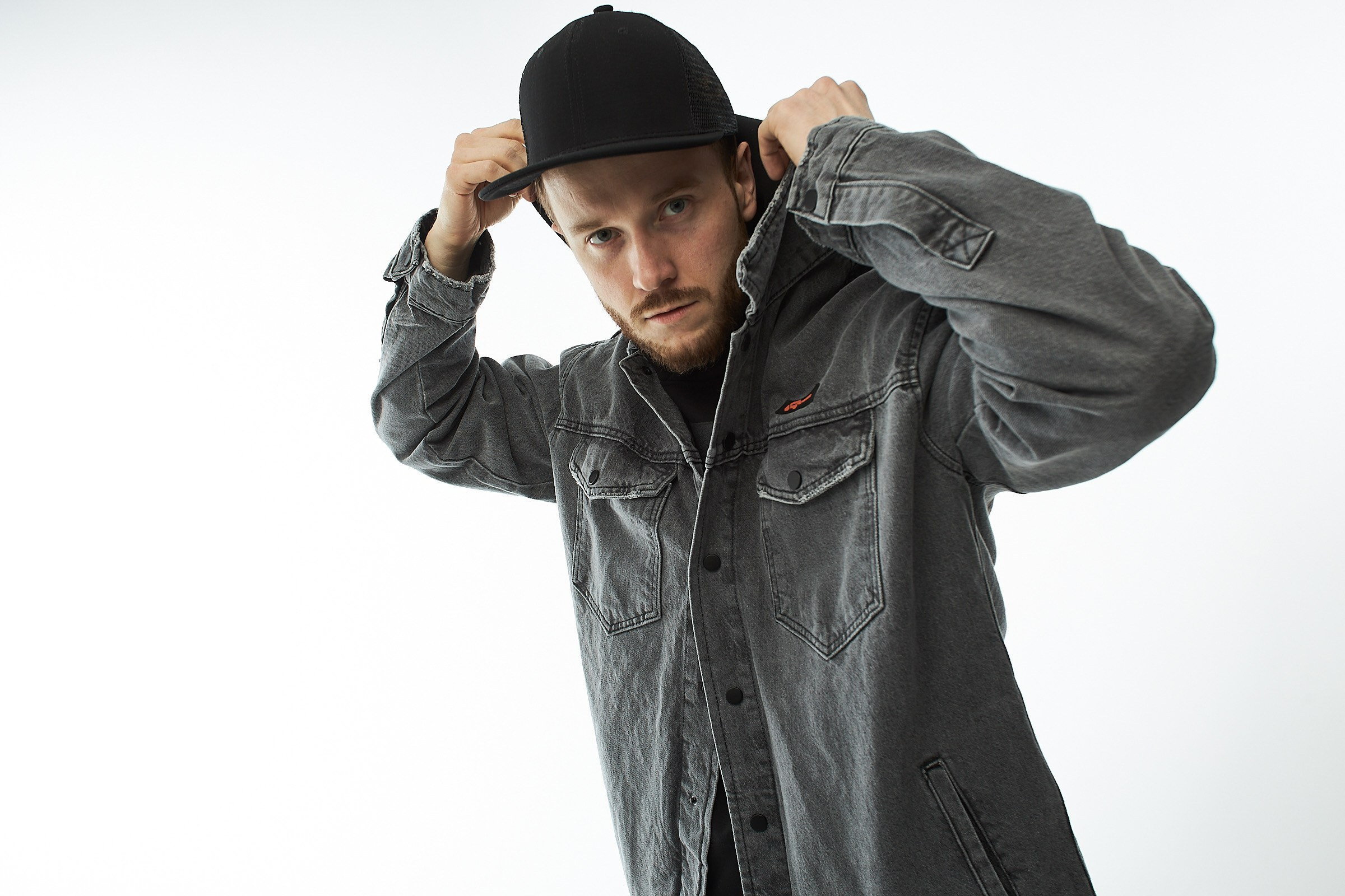 ОБО МНЕ. ФОТОГРАФ МАКСИМ КУДАШКИН