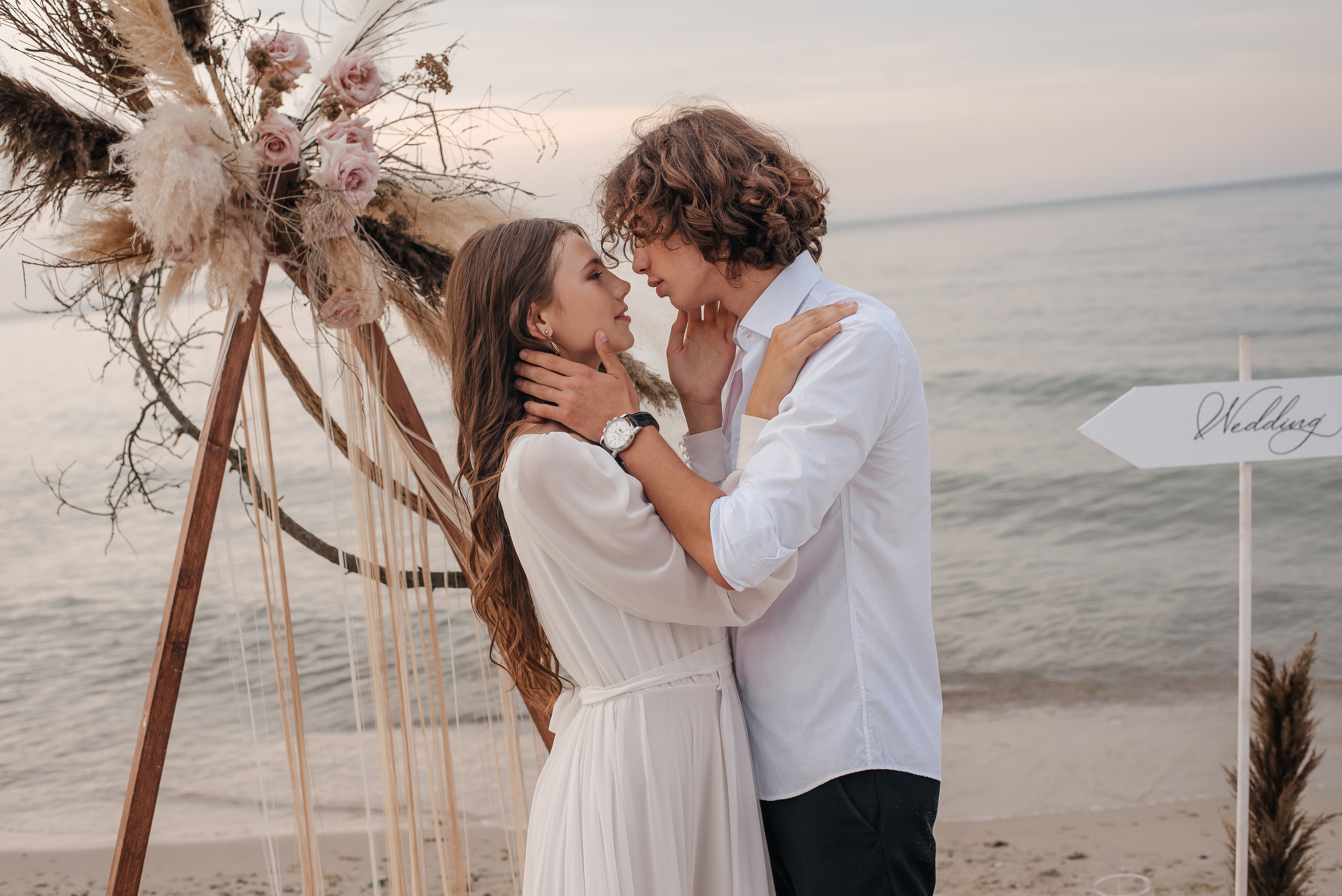 Свадебная фотосессия на море. Свадебный фотограф  Калининград | Москва|