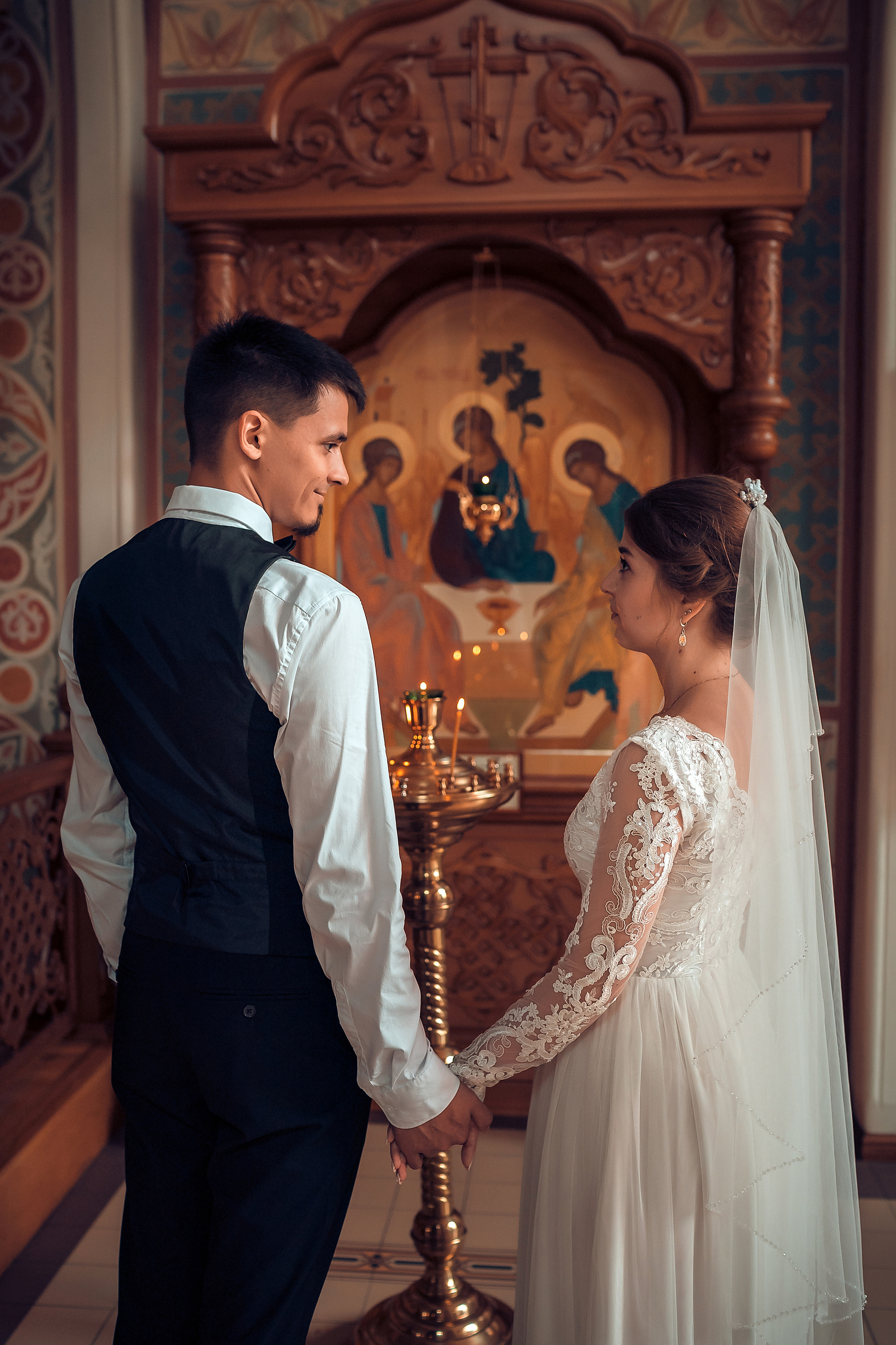 Венчание в Красноярске. Фотограф на Крещение и Венчание в Красноярске Рамазанова Юлия