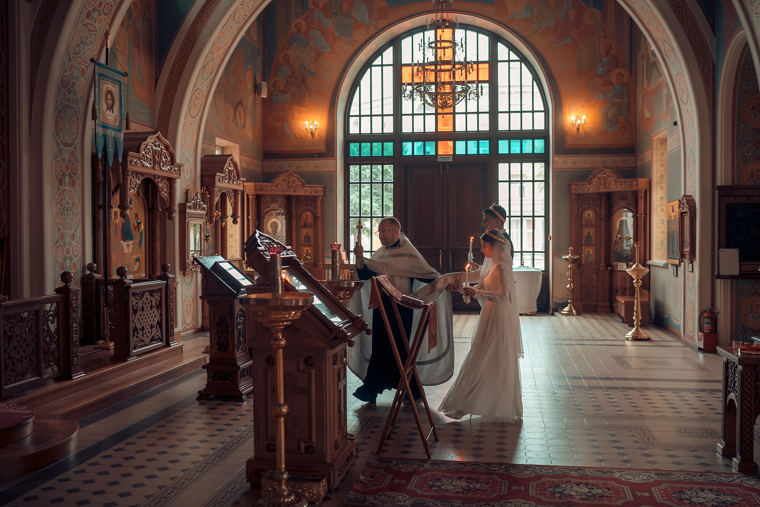 Венчание в Красноярске. Фотограф на Крещение и Венчание в Красноярске Рамазанова Юлия